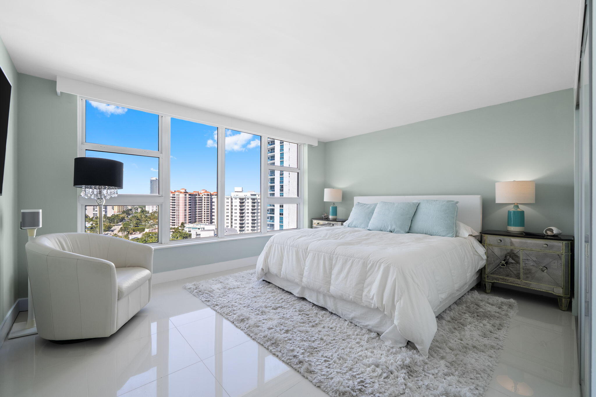 1620 S Ocean Boulevard 16-h, Lauderdale-By-The-Sea Unit: 16-h