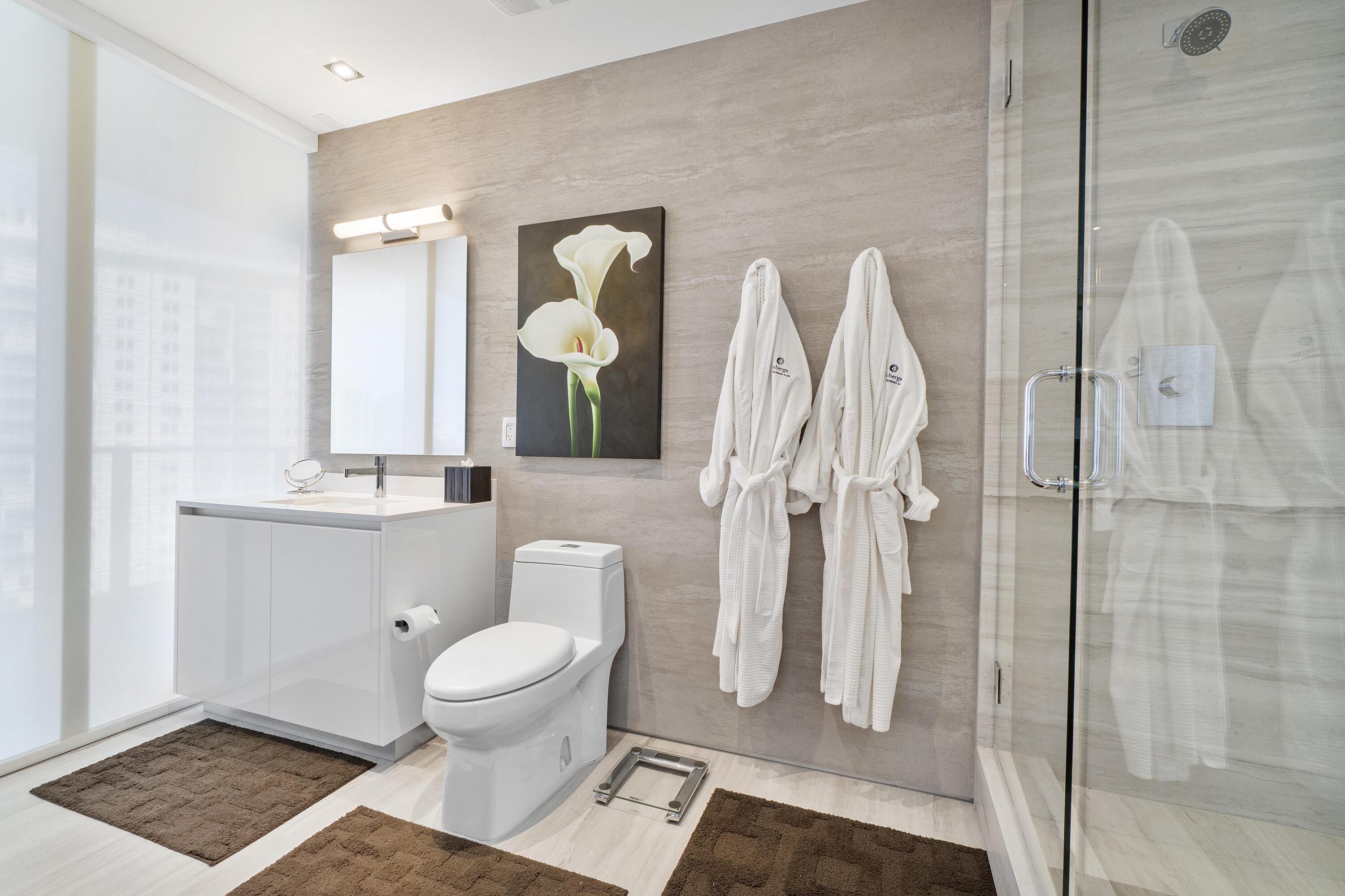 2200 N Ocean Boulevard S606