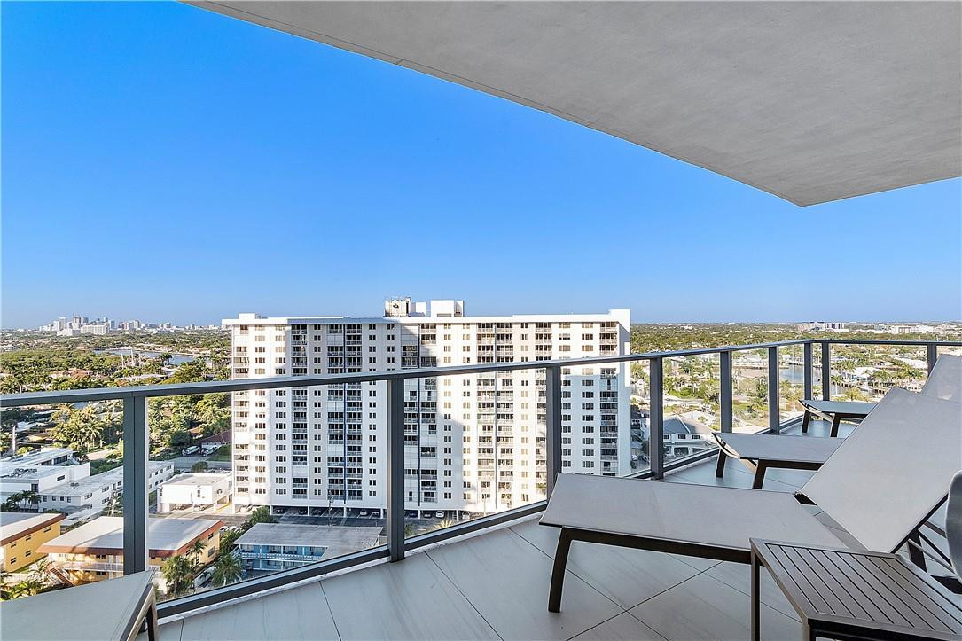 2200 N Ocean Boulevard S1406