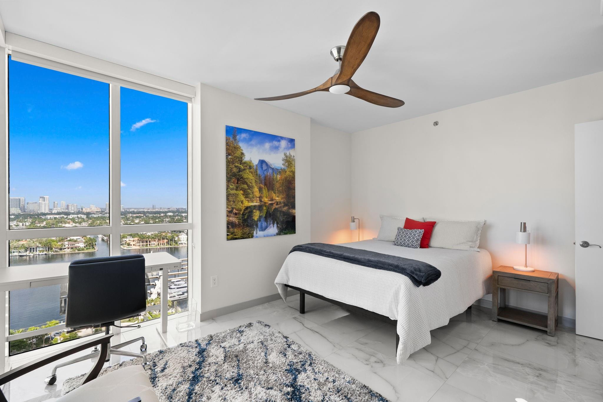 101 S Fort Lauderdale Beach Boulevard Unit: 2106