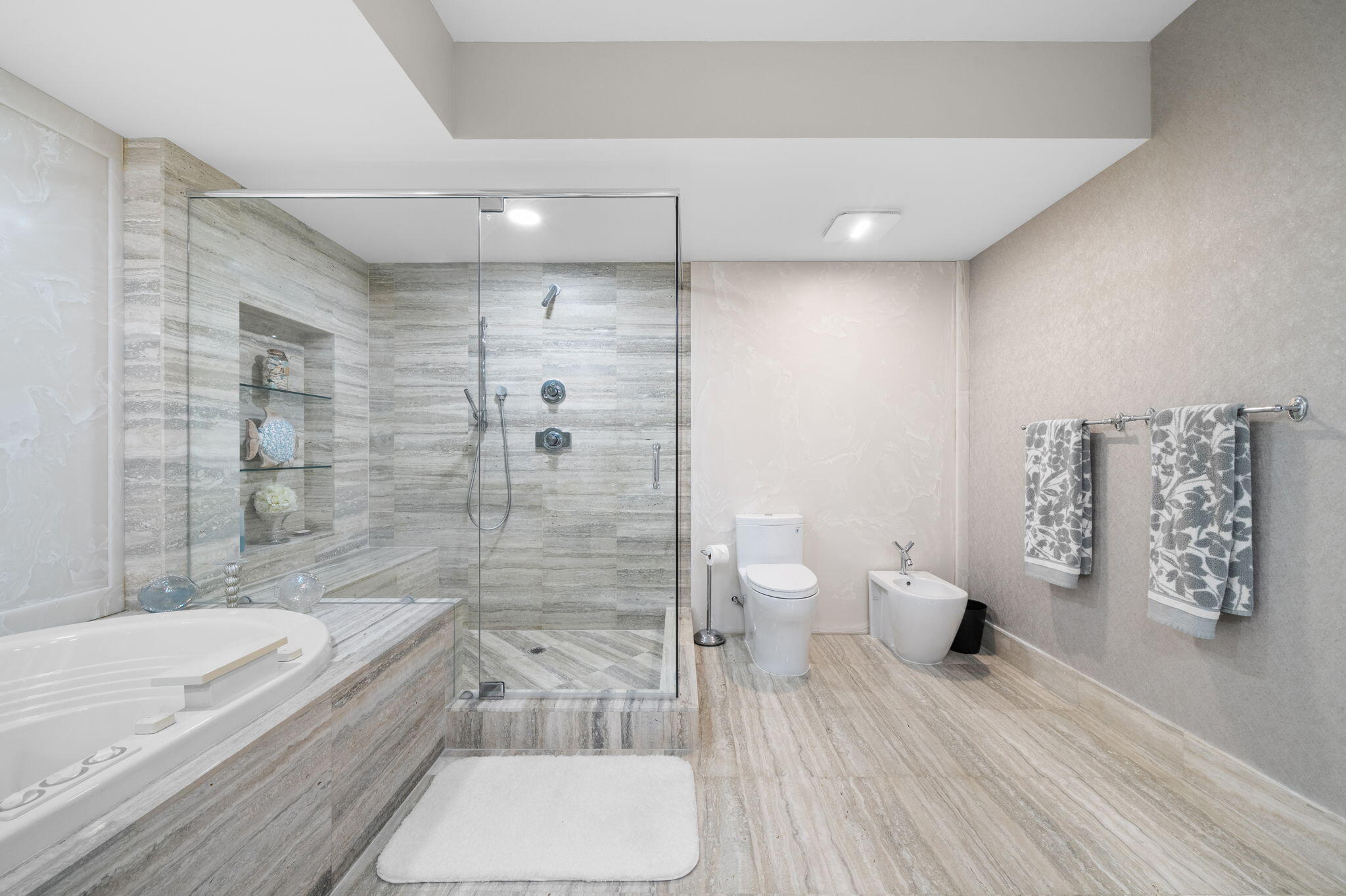 101 S Fort Lauderdale Beach Boulevard Unit: 1406