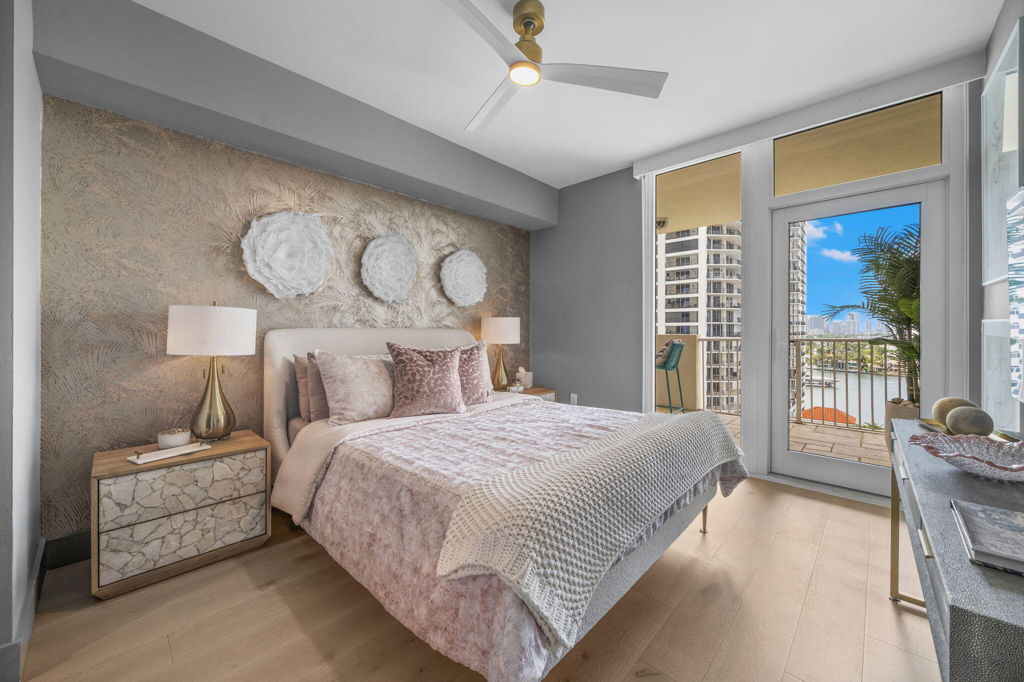 101 S Fort Lauderdale Beach Boulevard Unit: 1404