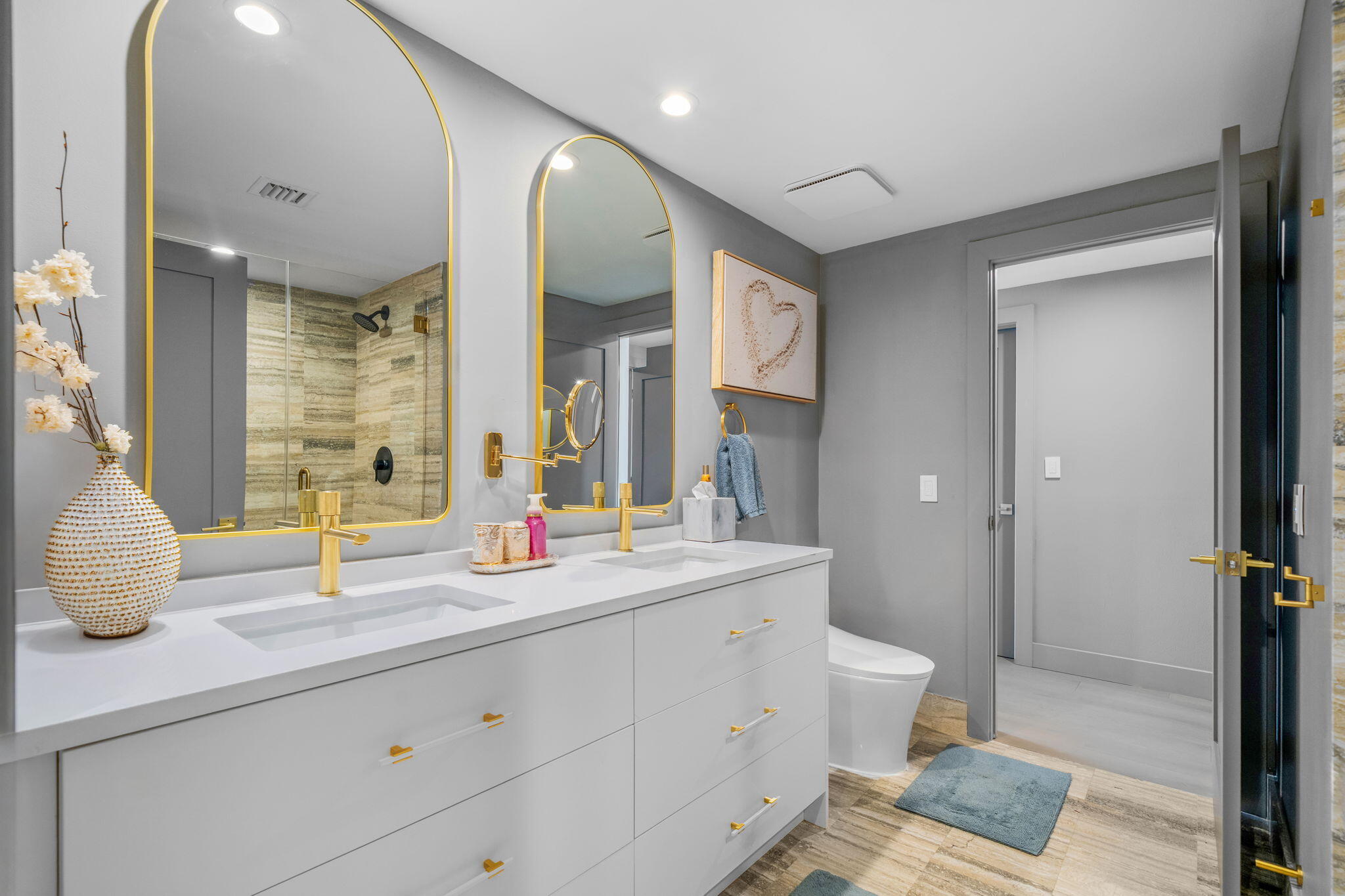 101 S Fort Lauderdale Beach Boulevard Unit: 1404