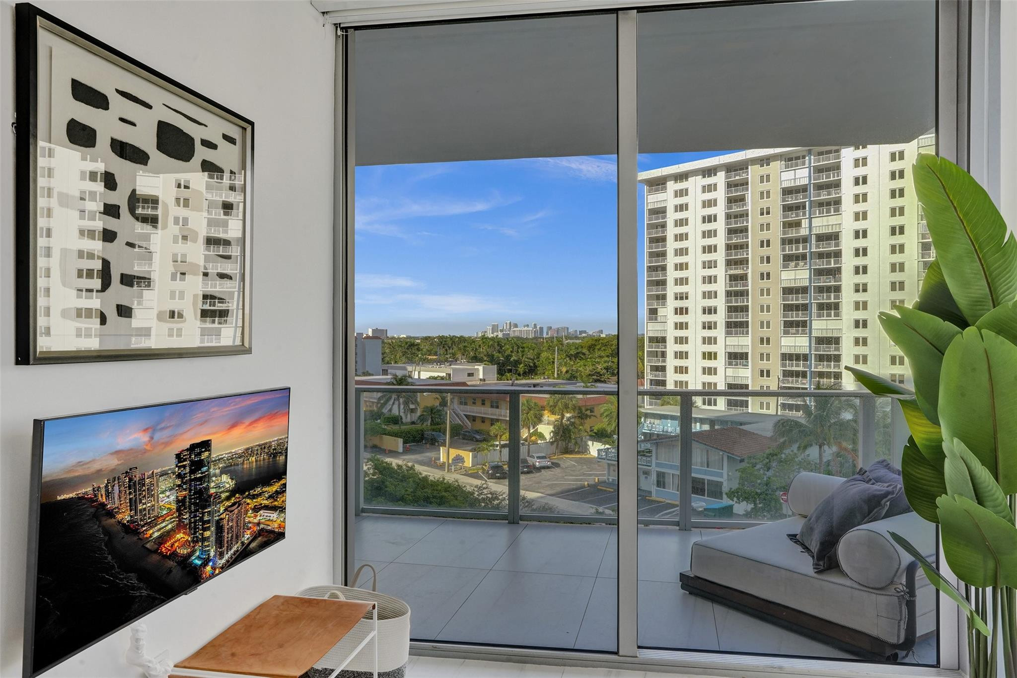 2200 N Ocean Boulevard S406
