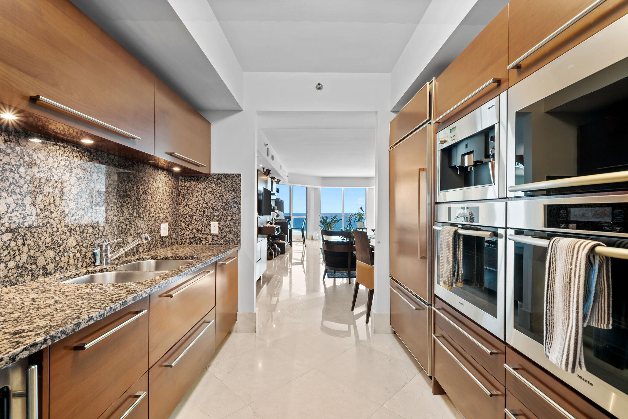 101 S Fort Lauderdale Beach Boulevard Unit: 2004