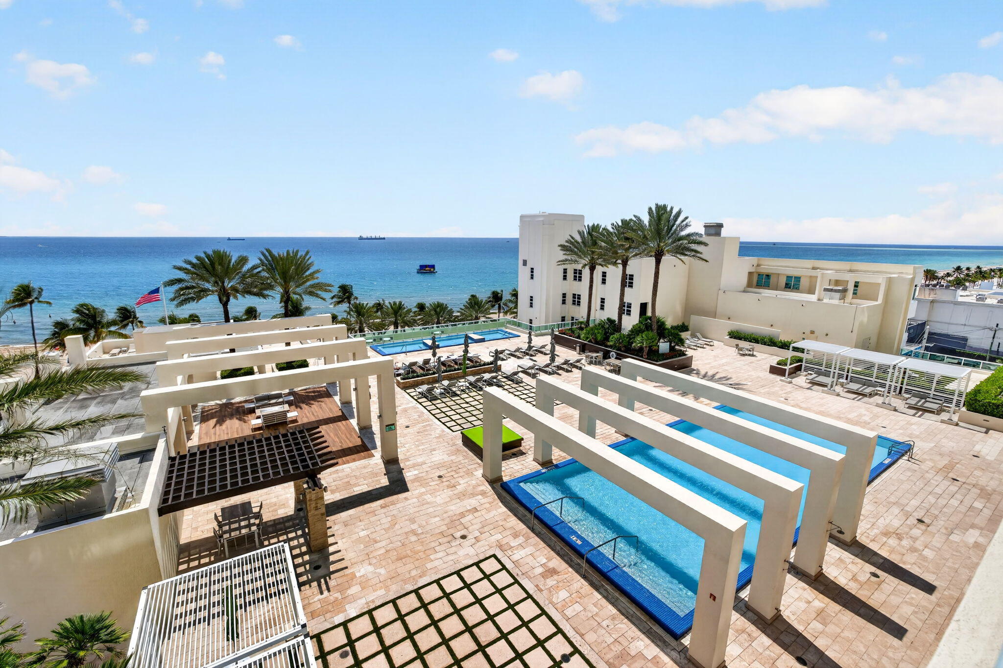 101 S Fort Lauderdale Beach Boulevard Unit: 905