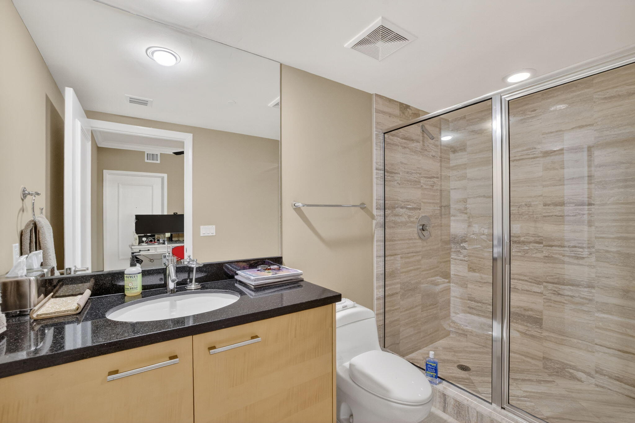 101 S Fort Lauderdale Beach Boulevard Unit: 905