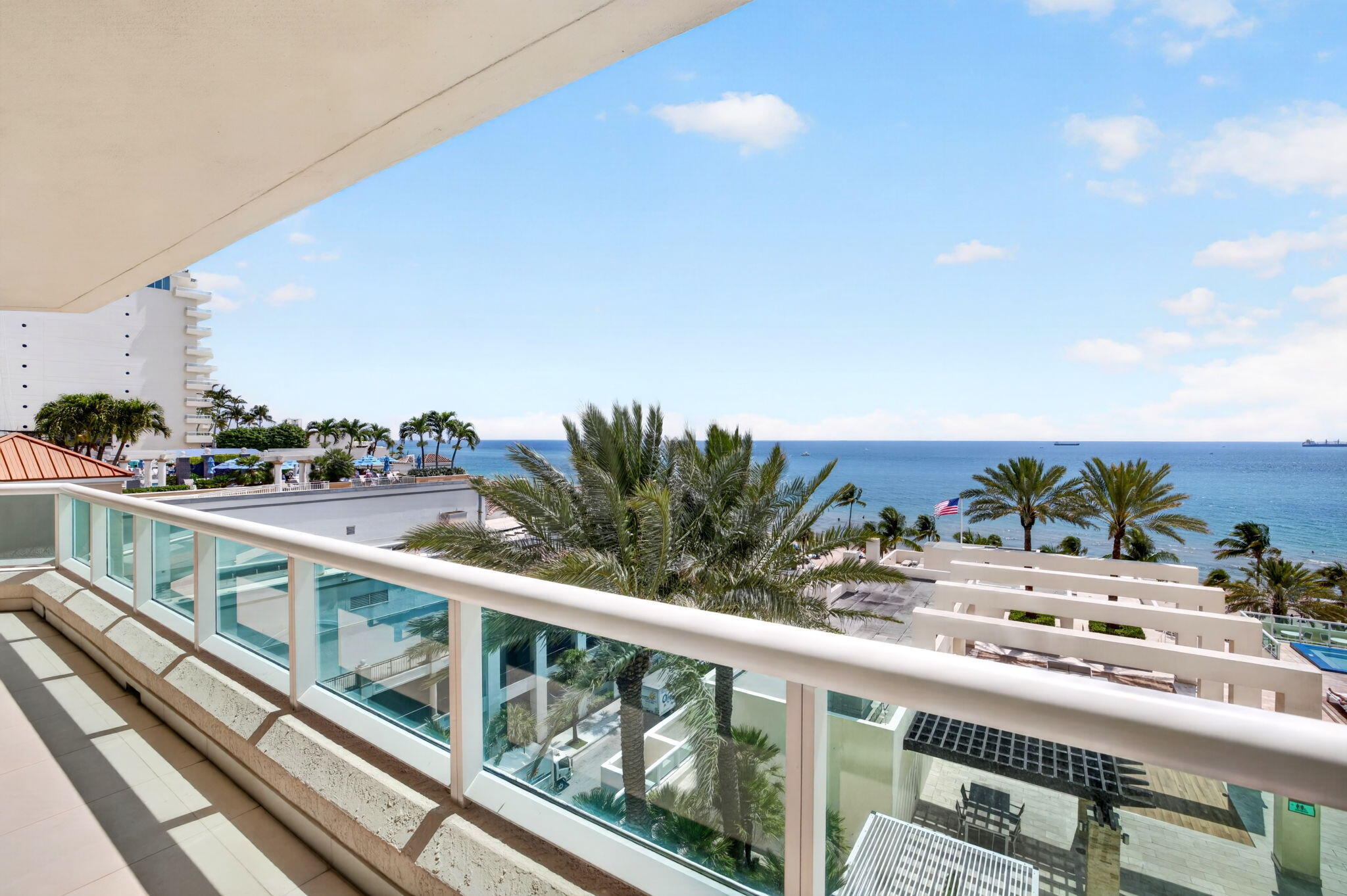 101 S Fort Lauderdale Beach Boulevard Unit: 905