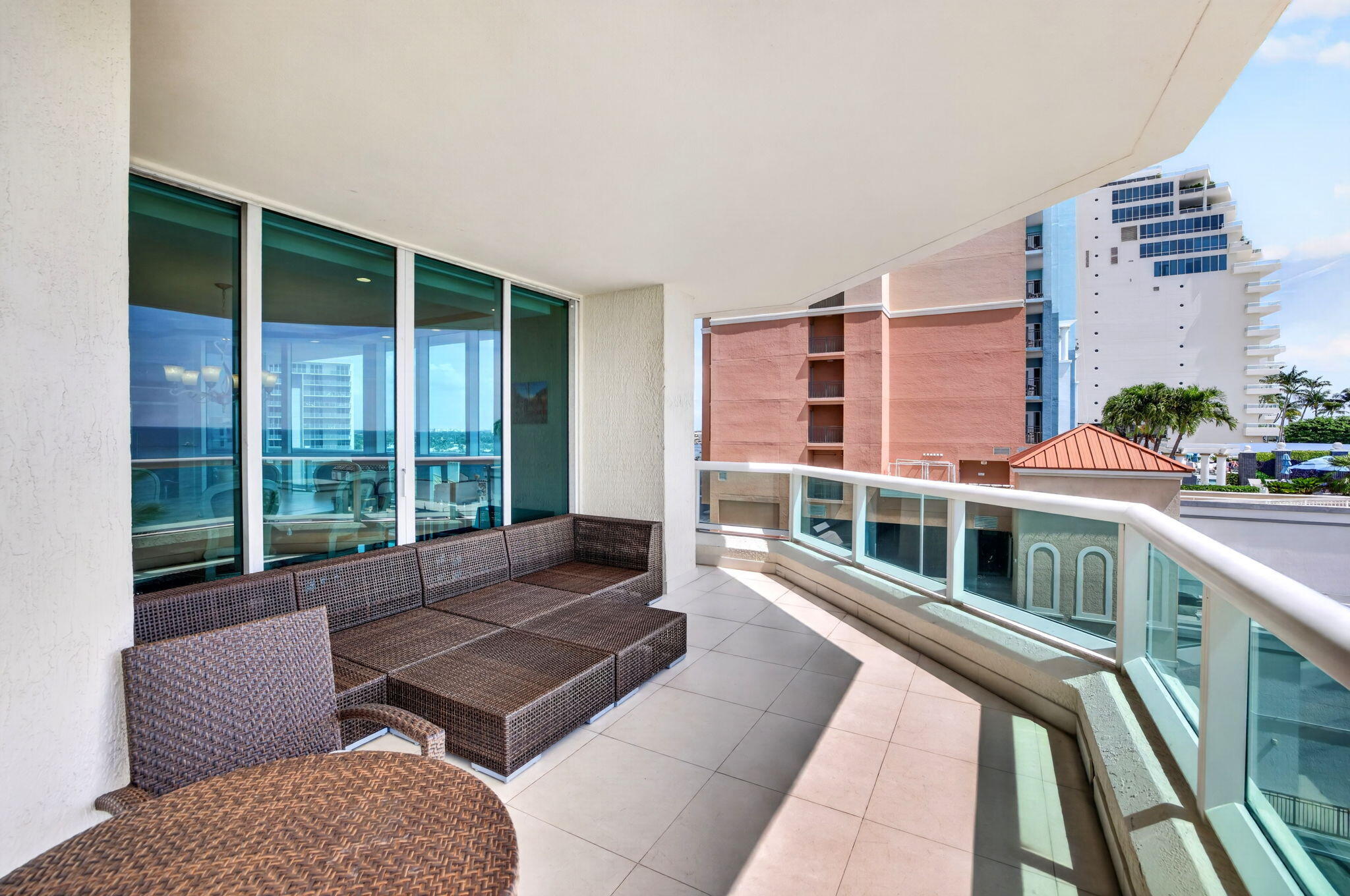 101 S Fort Lauderdale Beach Boulevard Unit: 905