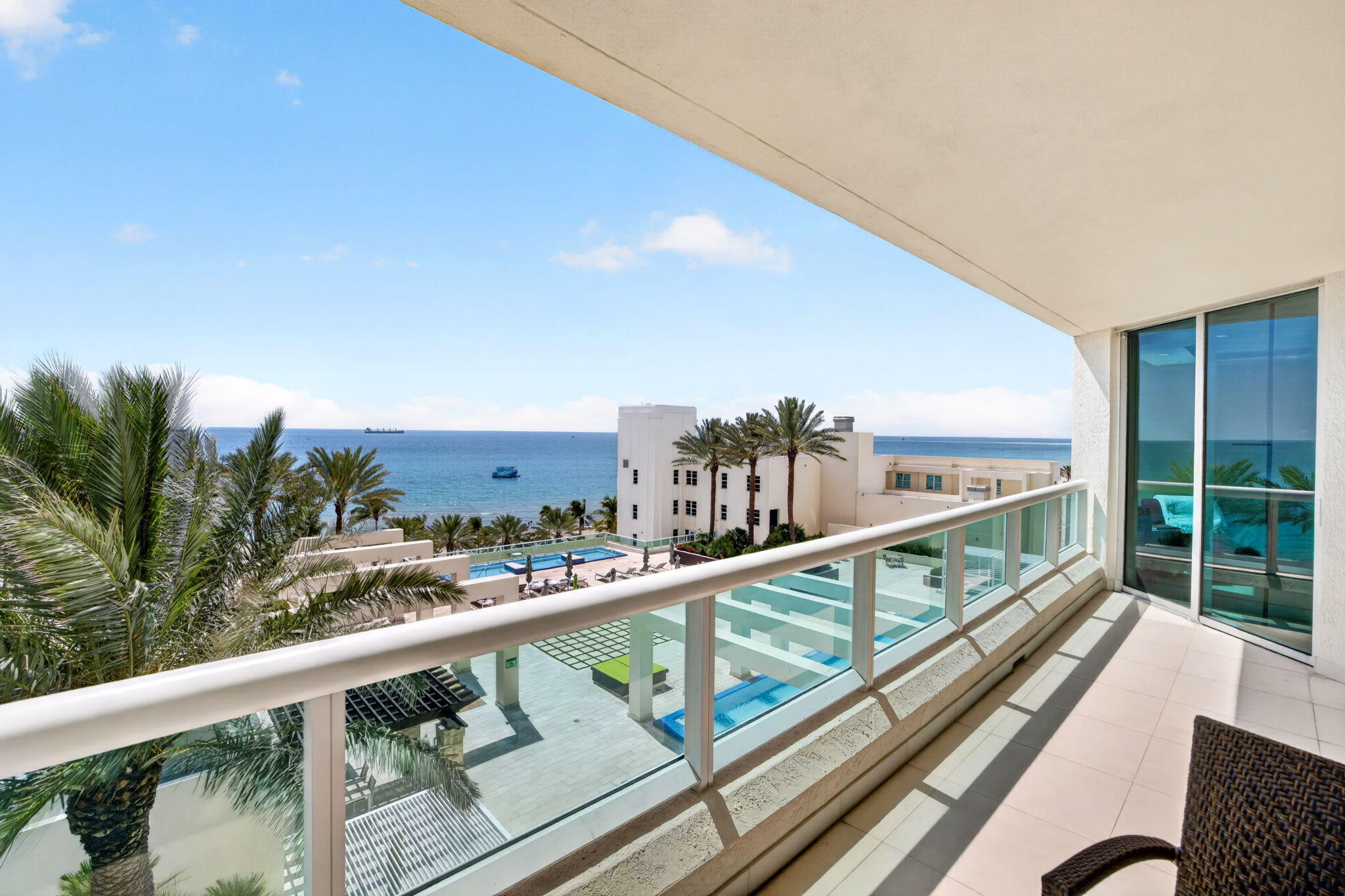 101 S Fort Lauderdale Beach Boulevard Unit: 905