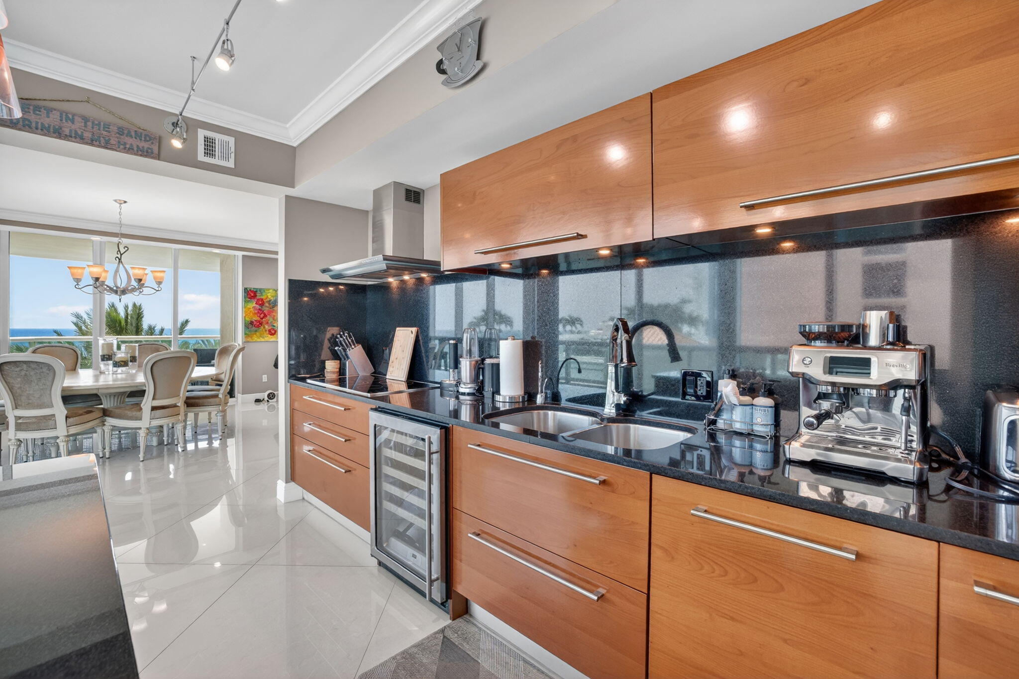 101 S Fort Lauderdale Beach Boulevard Unit: 905