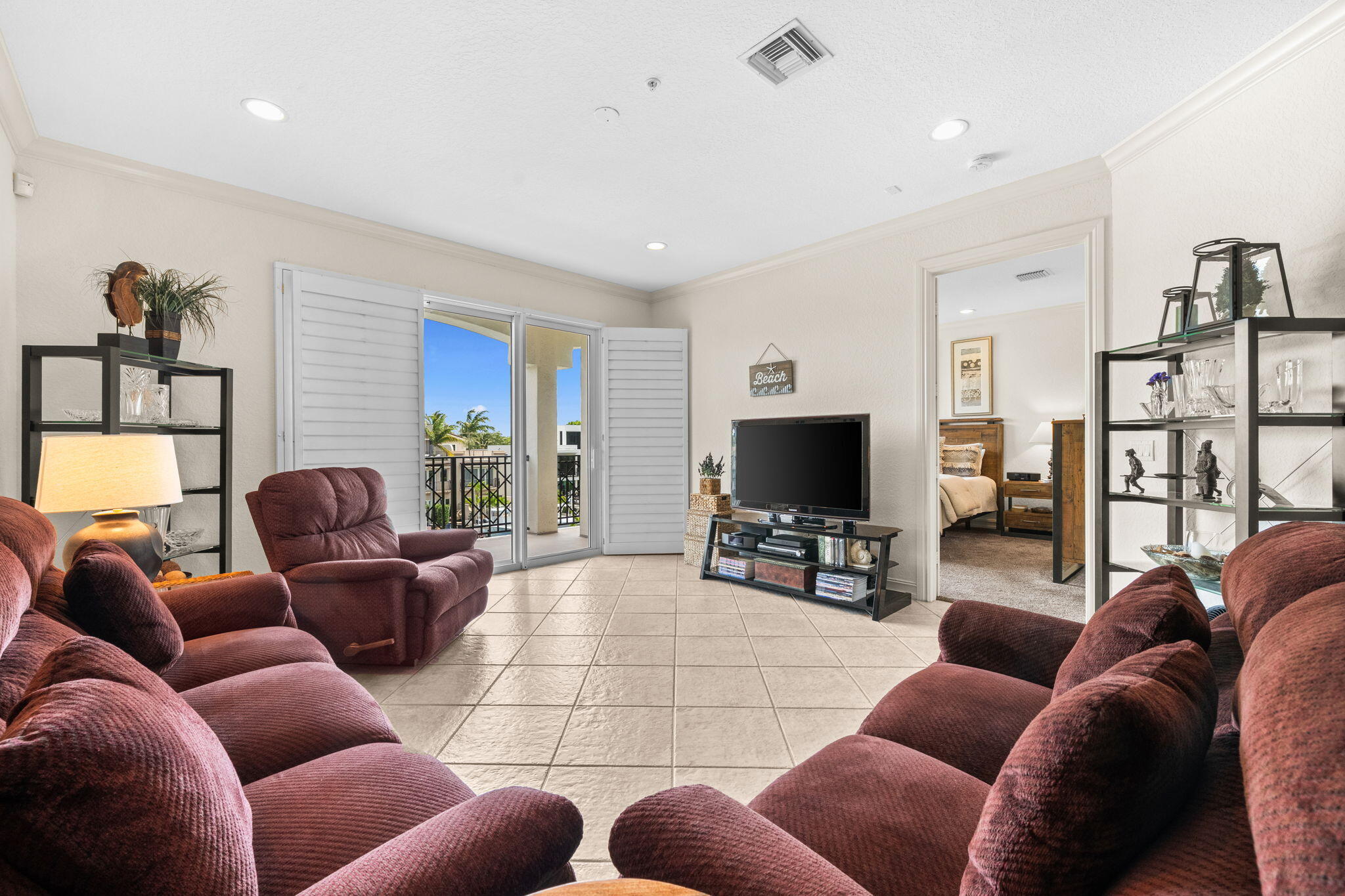 2720 NE 15th Street 303