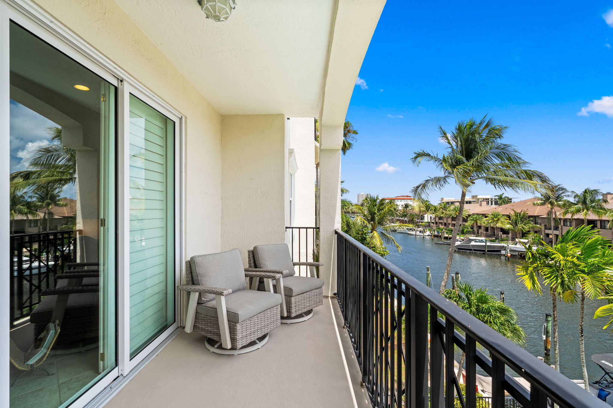 2720 NE 15th Street 303