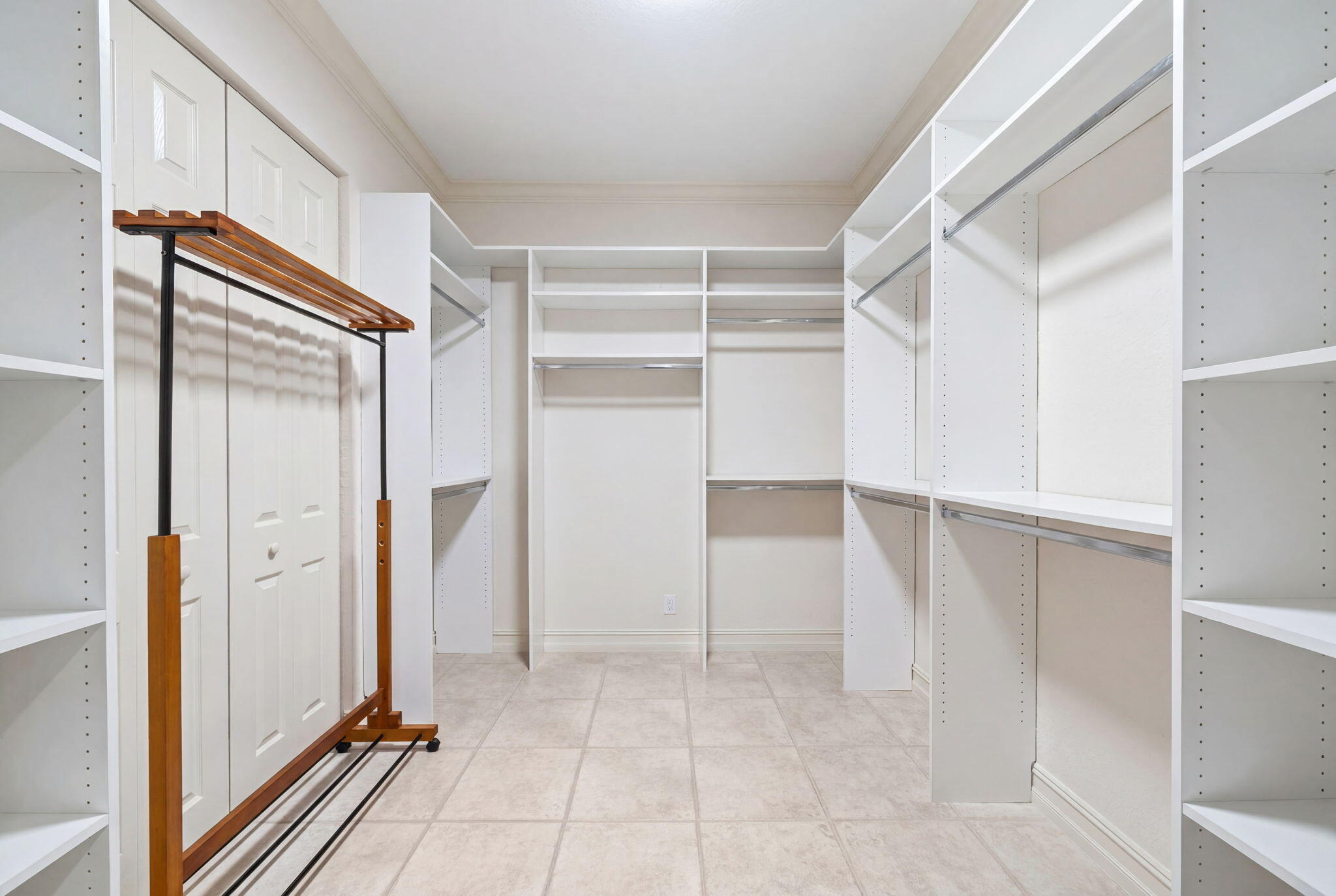 2720 NE 15th Street 303