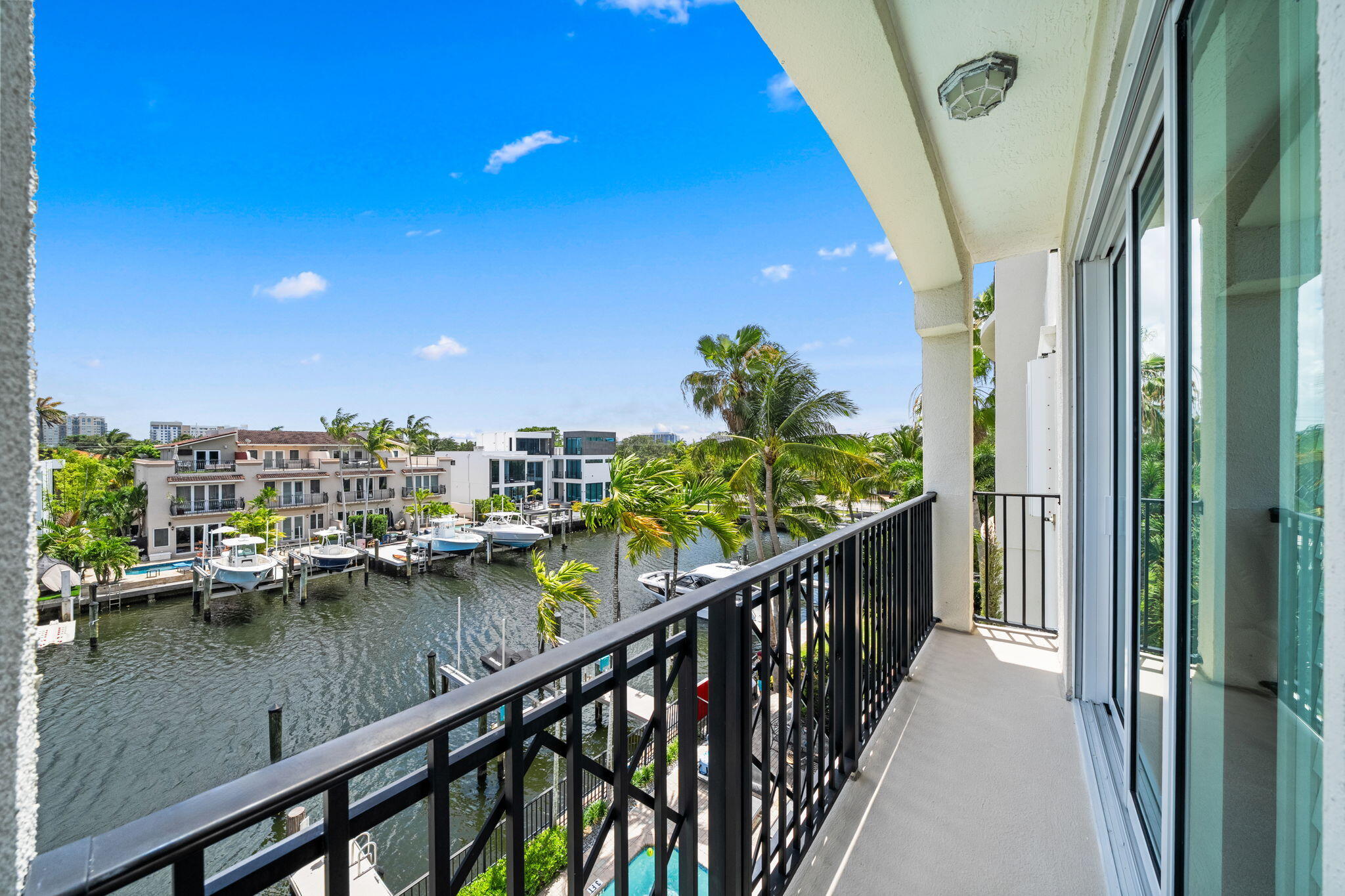 2720 NE 15th Street 303