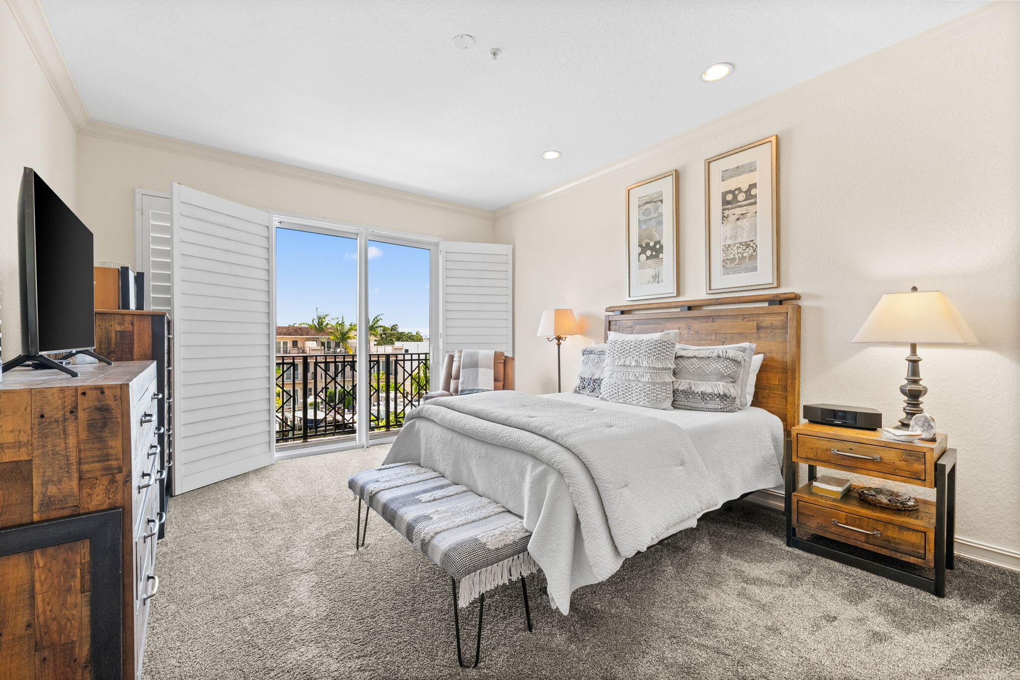 2720 NE 15th Street 303