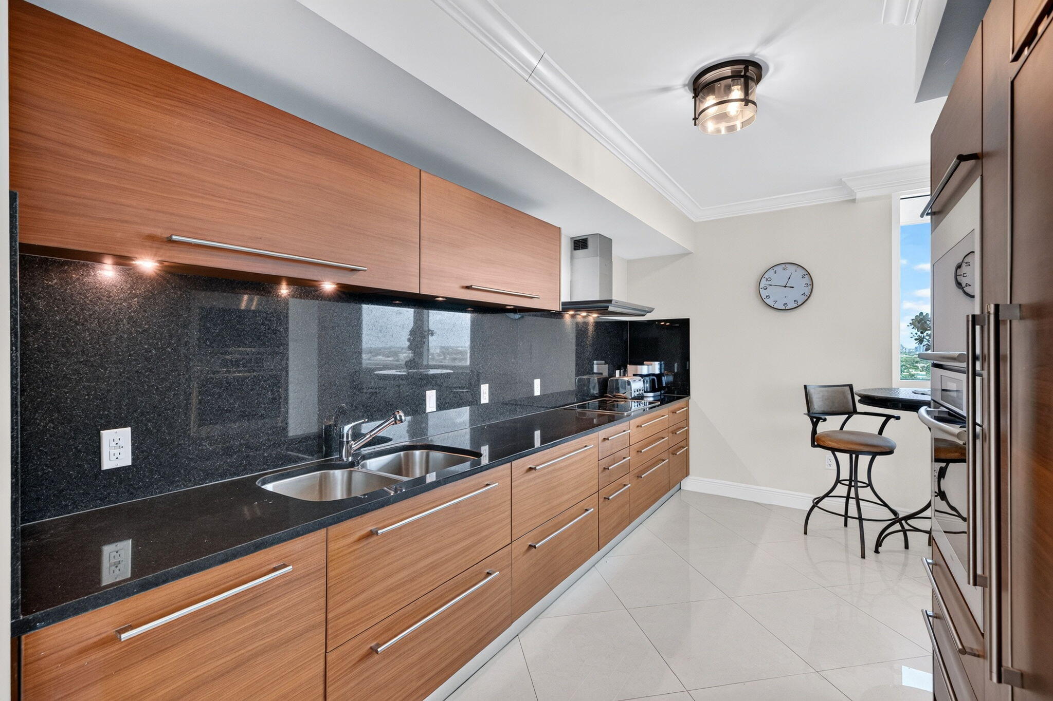 101 S Fort Lauderdale Beach Boulevard Unit: 1606
