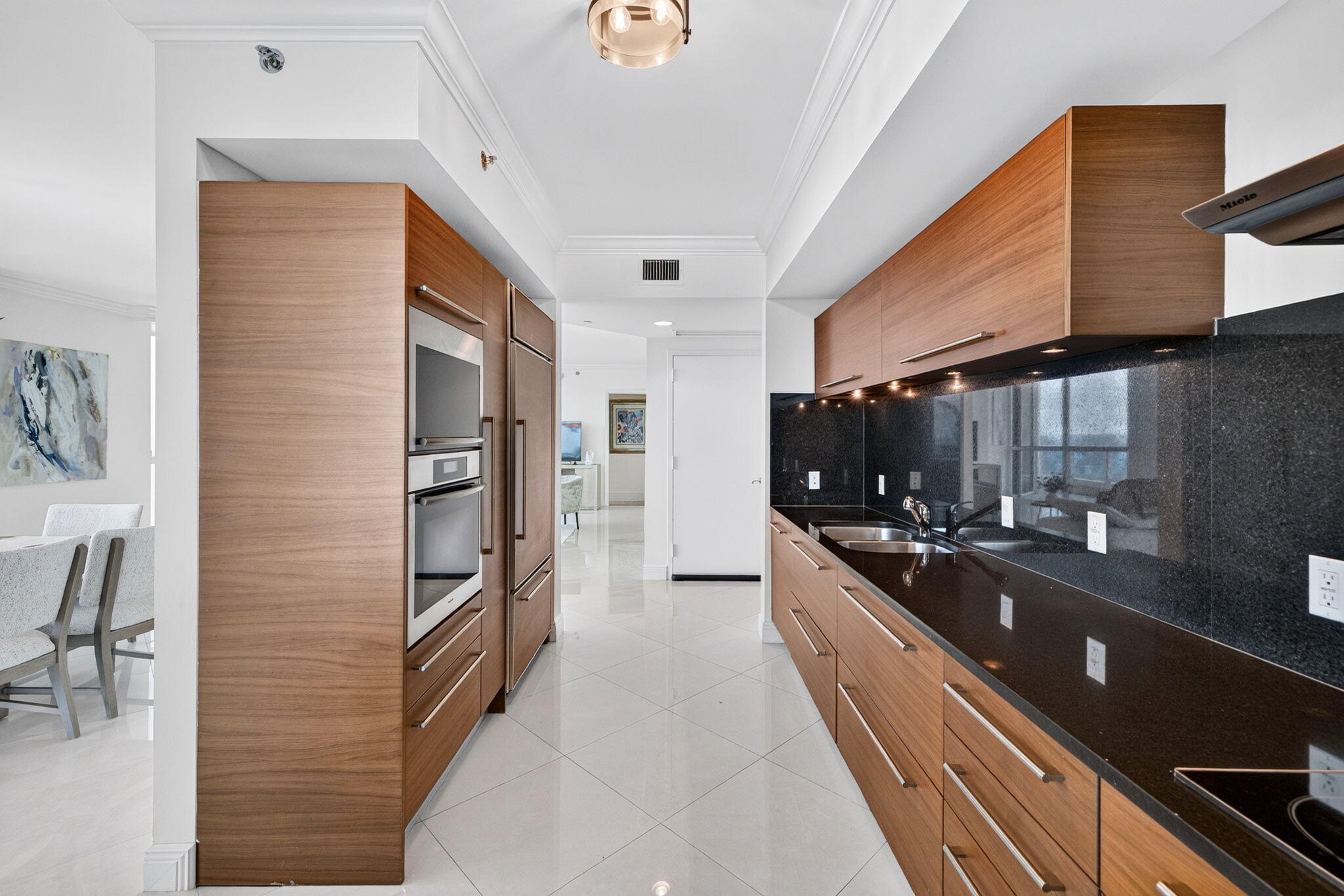 101 S Fort Lauderdale Beach Boulevard Unit: 1606