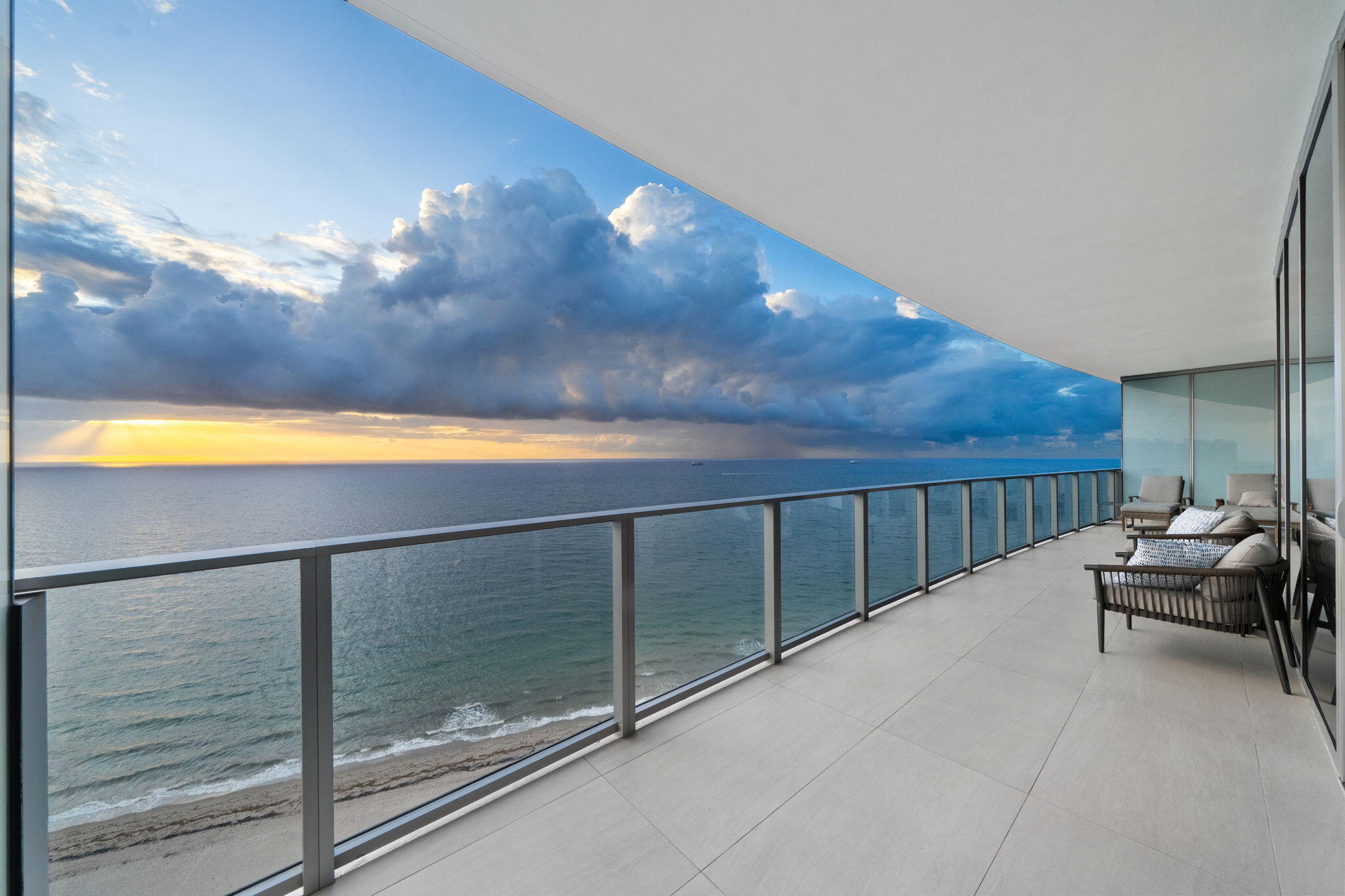 2200 N Ocean Boulevard S1802
