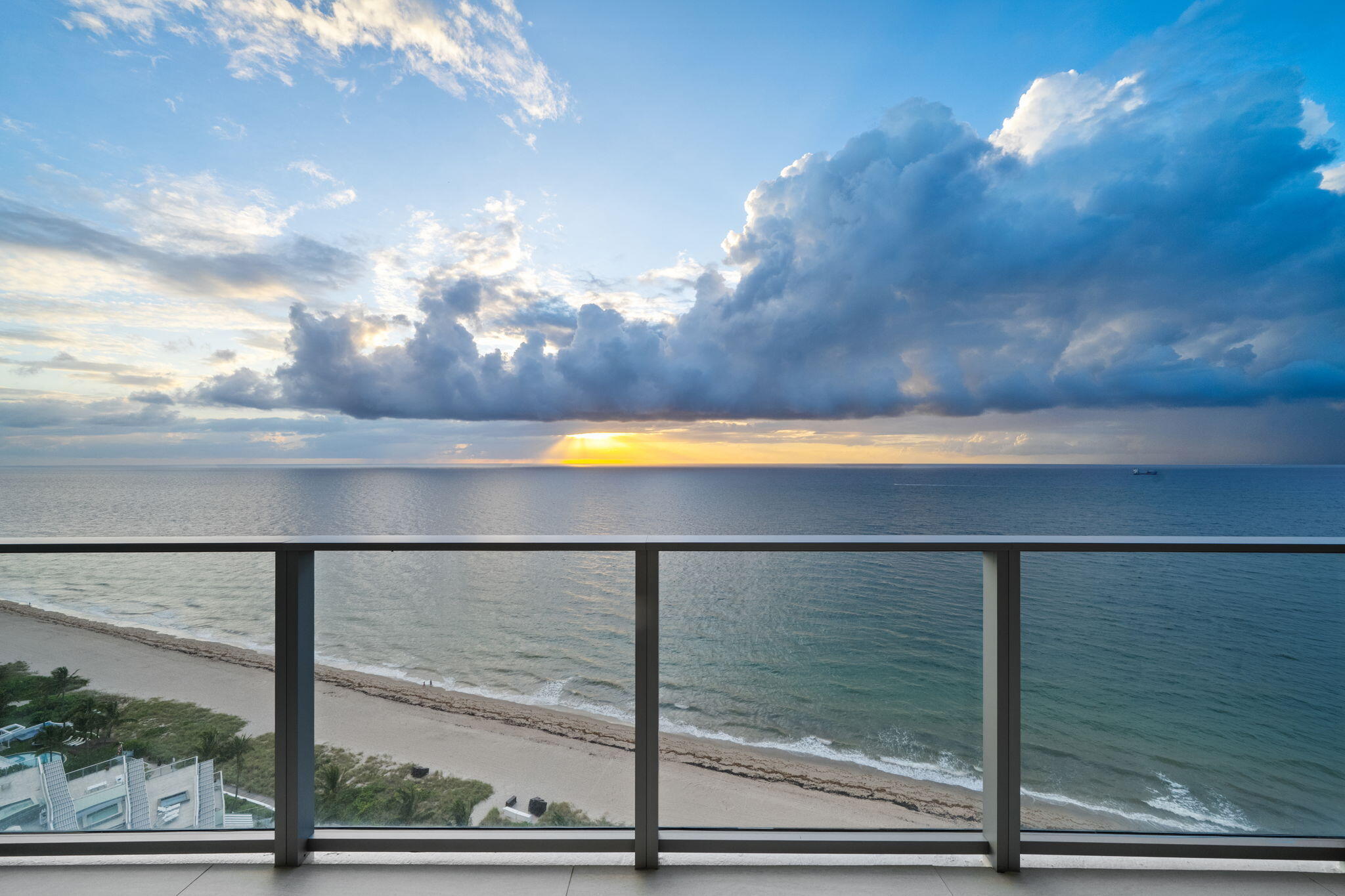 2200 N Ocean Boulevard S1802