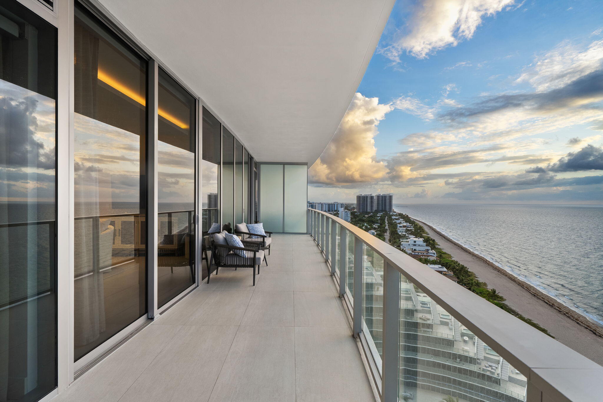 2200 N Ocean Boulevard S1802
