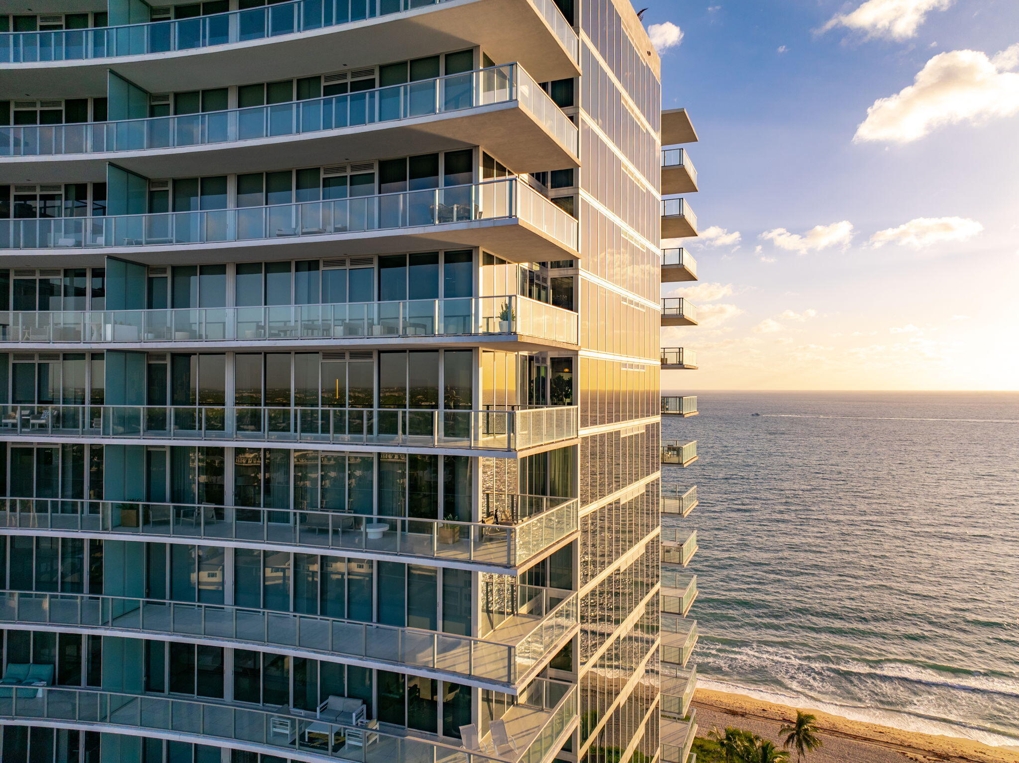 2200 N Ocean Boulevard S1802