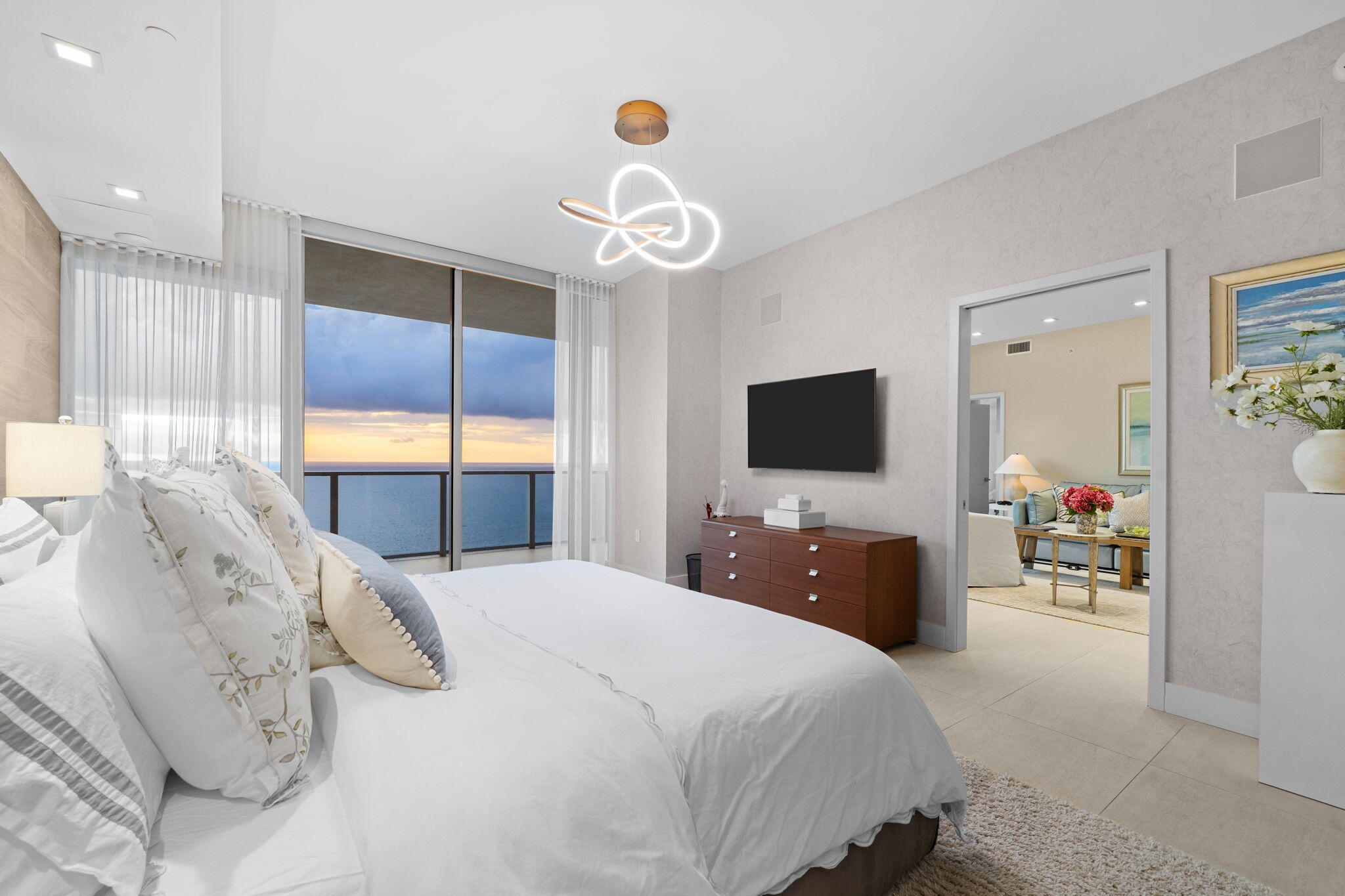 2200 N Ocean Boulevard S1802