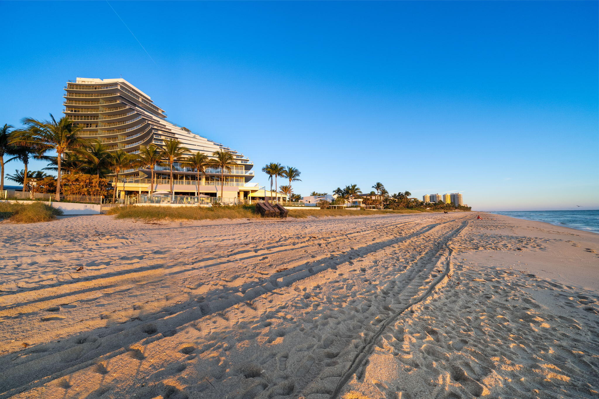 2200 N Ocean Boulevard S1802