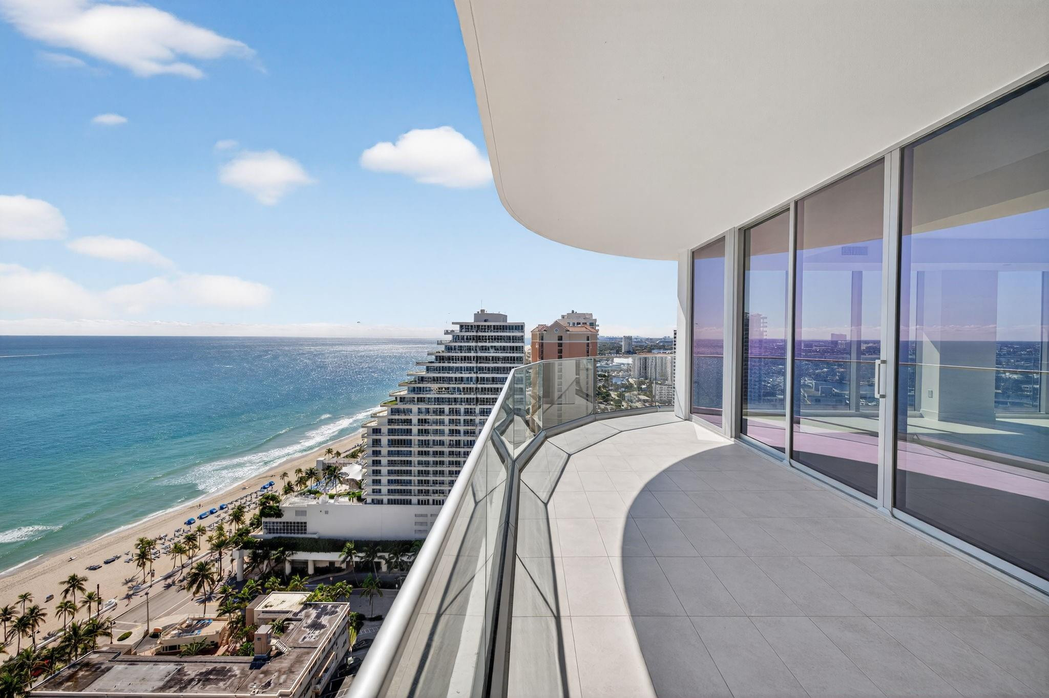 153 N Seabreeze Boulevard 2202-S
