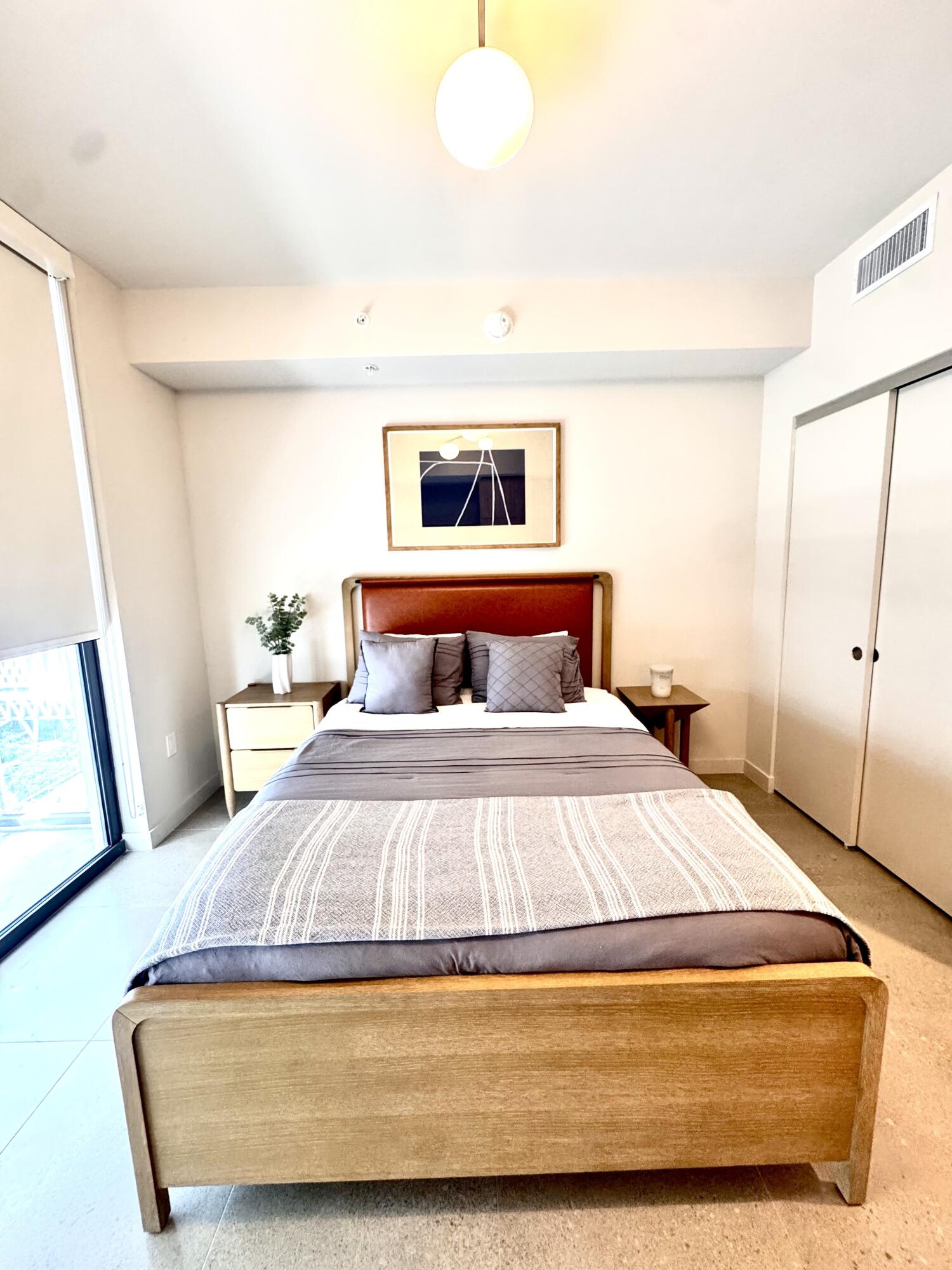 11 NE 6th Street 2606