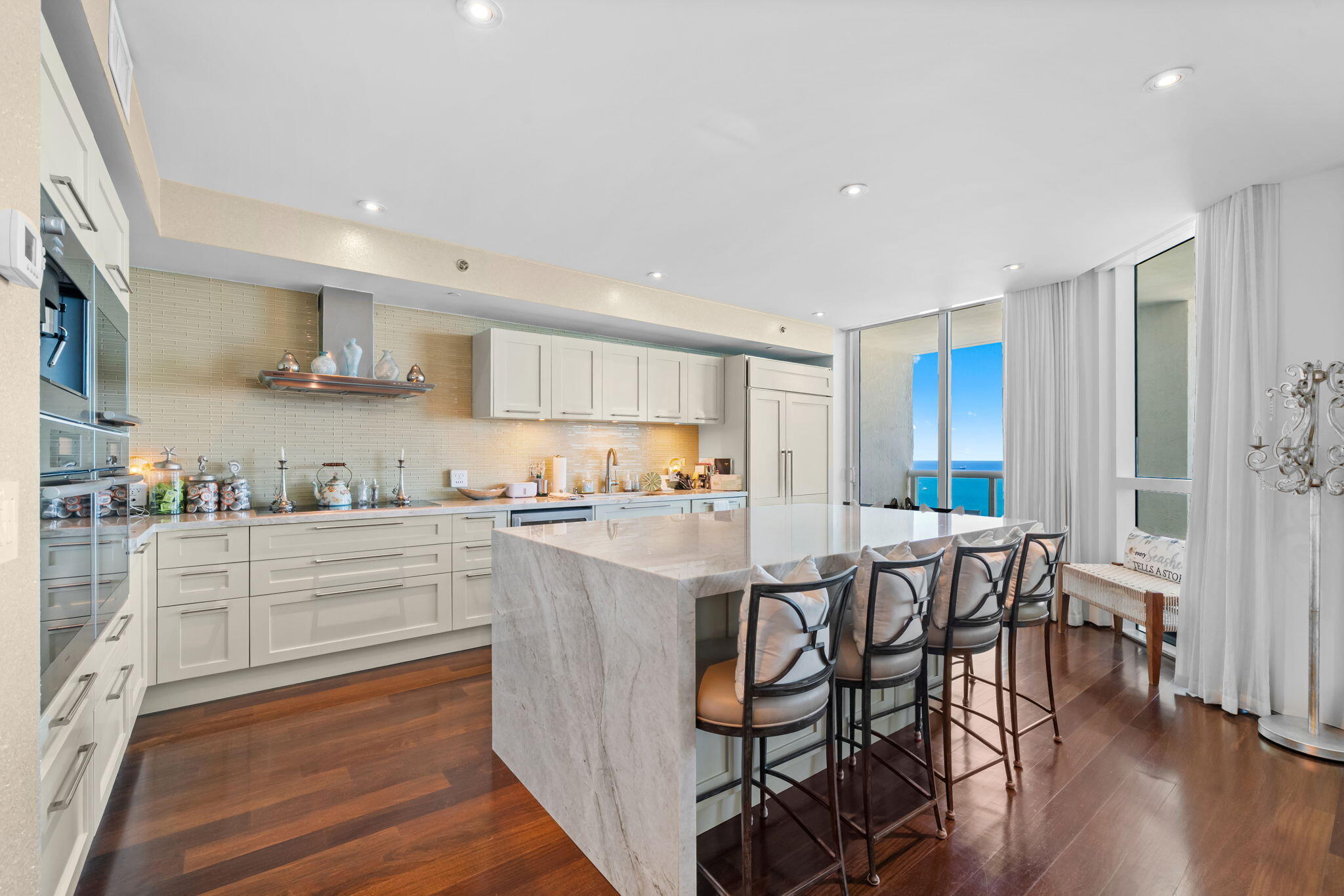 101 S FORT LAUDERDALE BEACH Boulevard Unit: 2303