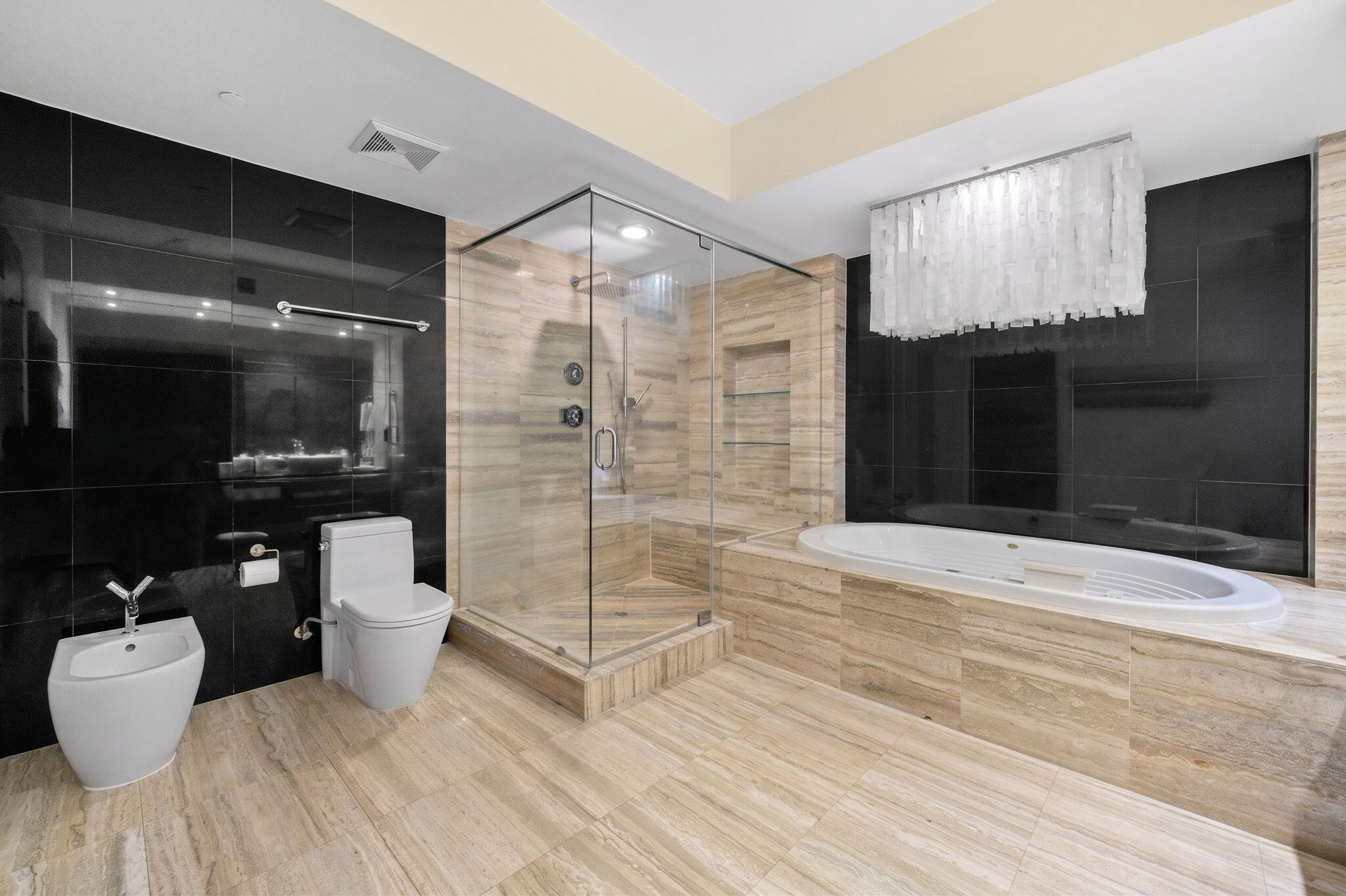 101 S FORT LAUDERDALE BEACH Boulevard Unit: 2303