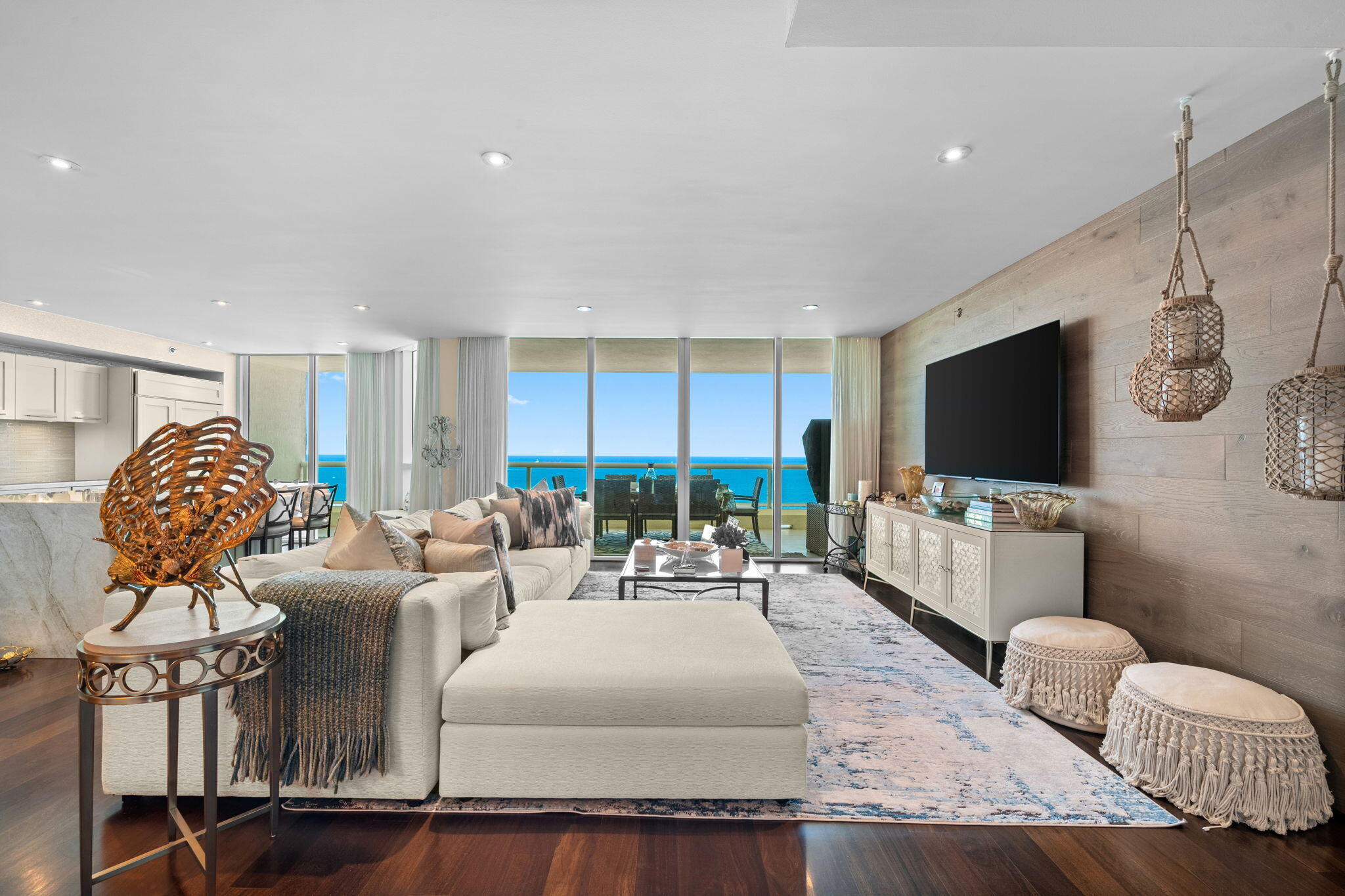 101 S FORT LAUDERDALE BEACH Boulevard Unit: 2303