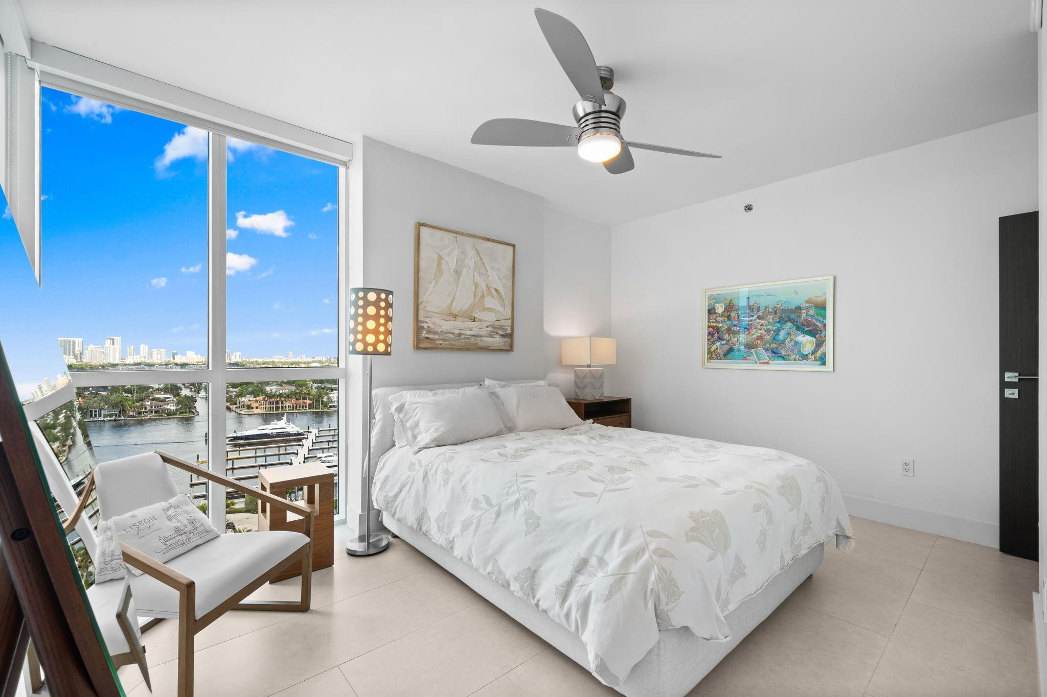 101 S Fort Lauderdale Beach Boulevard Unit: 1806