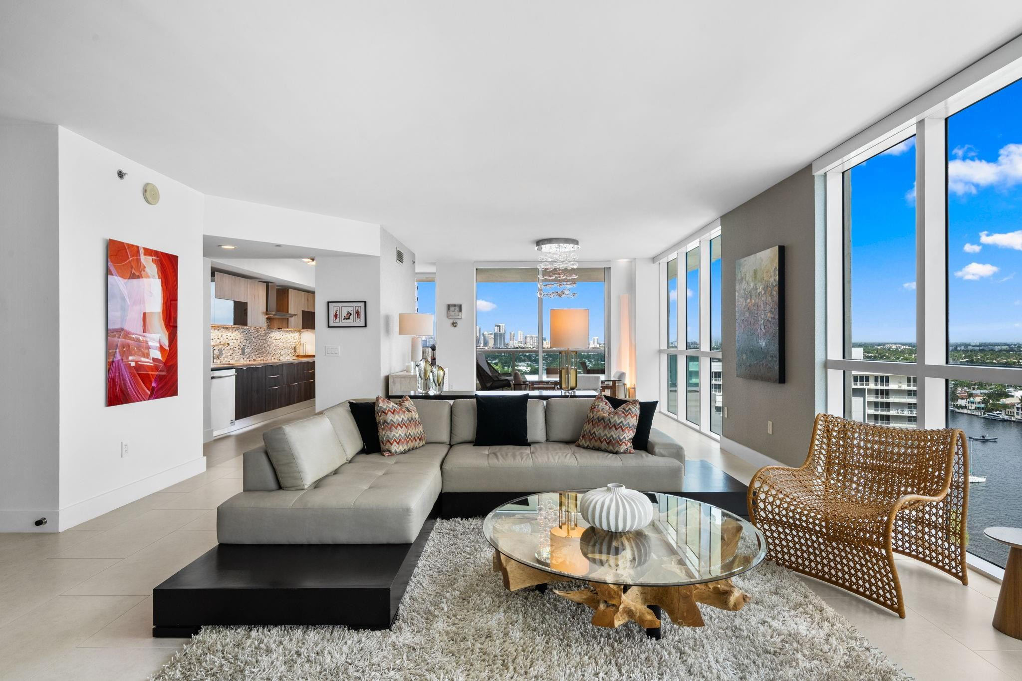 101 S Fort Lauderdale Beach Boulevard Unit: 1806