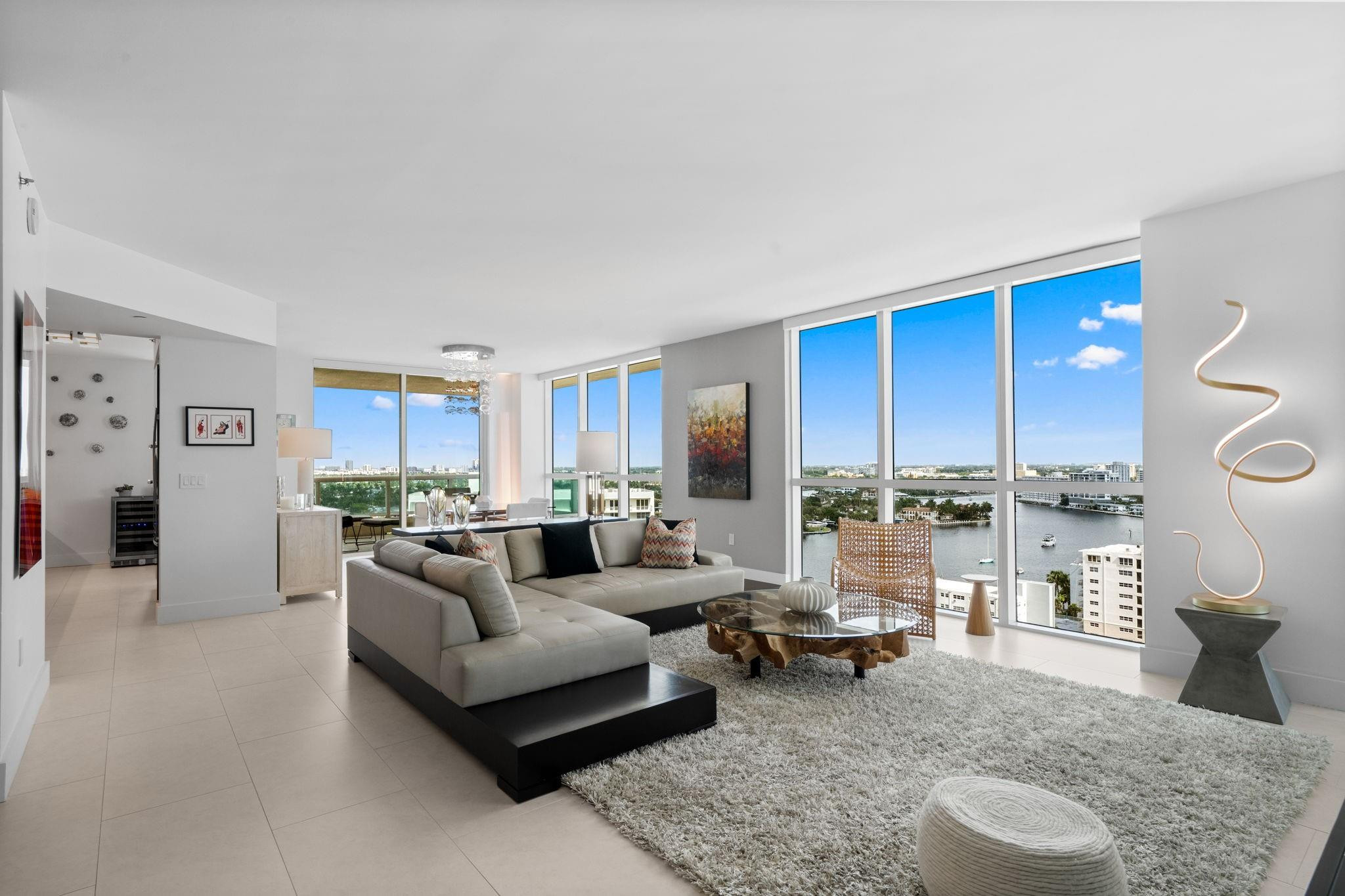 101 S Fort Lauderdale Beach Boulevard Unit: 1806