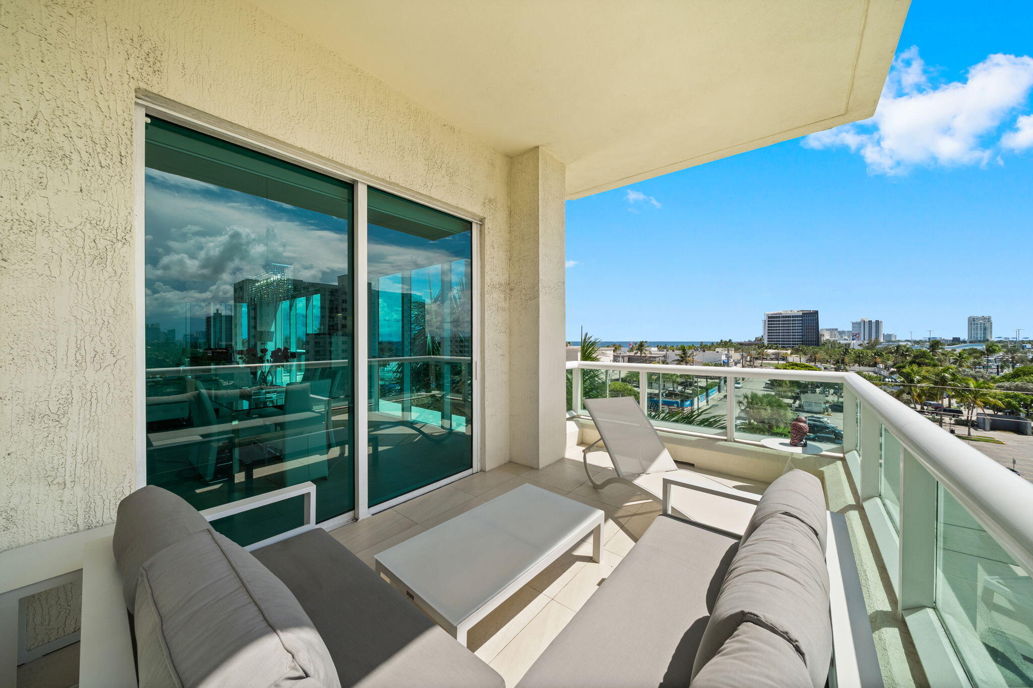 101 S Fort Lauderdale Beach Boulevard Unit: 607