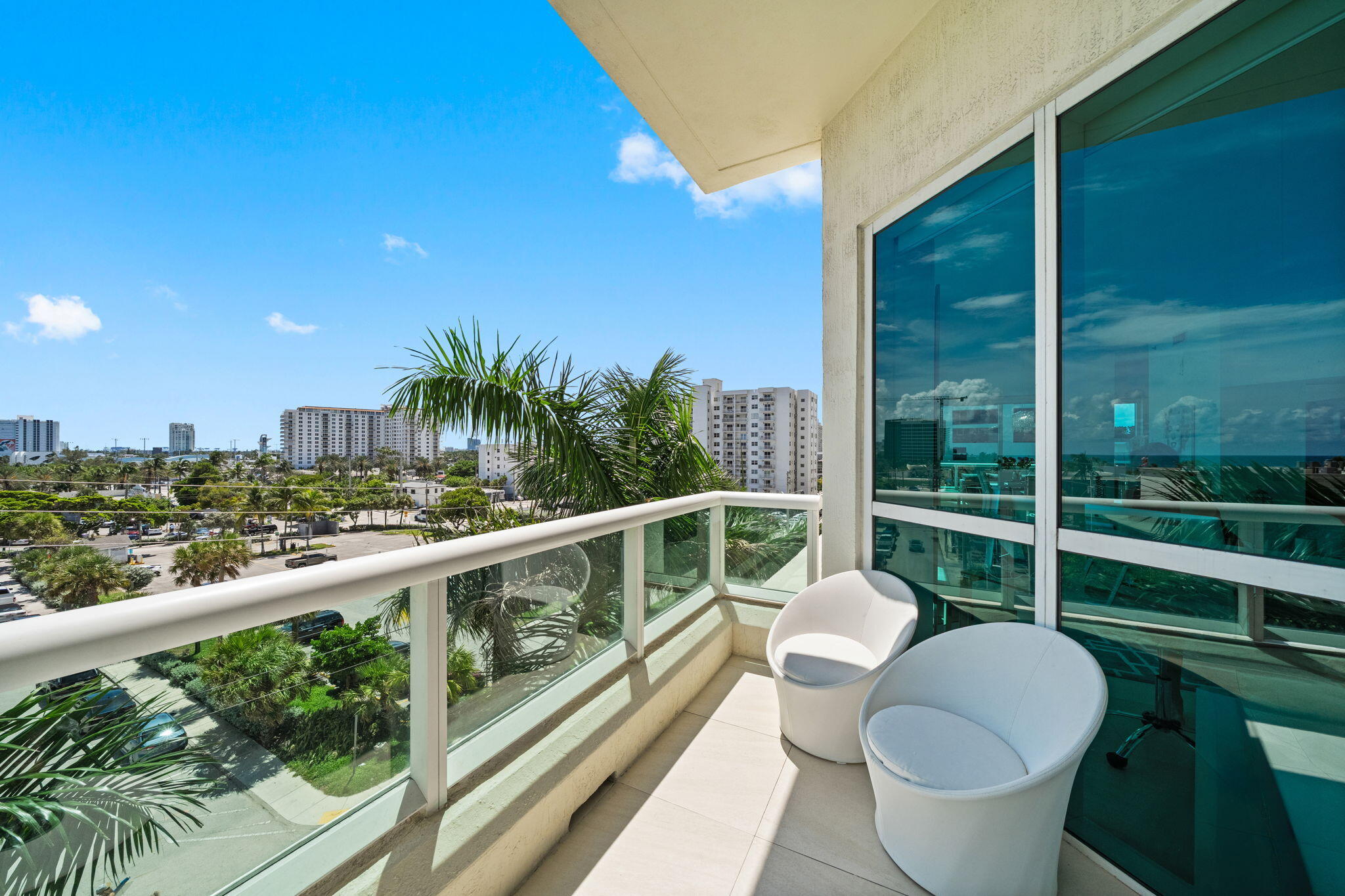 101 S Fort Lauderdale Beach Boulevard Unit: 607