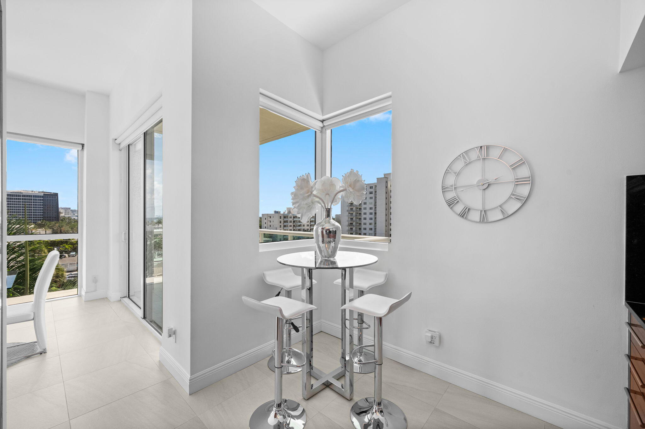 101 S Fort Lauderdale Beach Boulevard Unit: 607