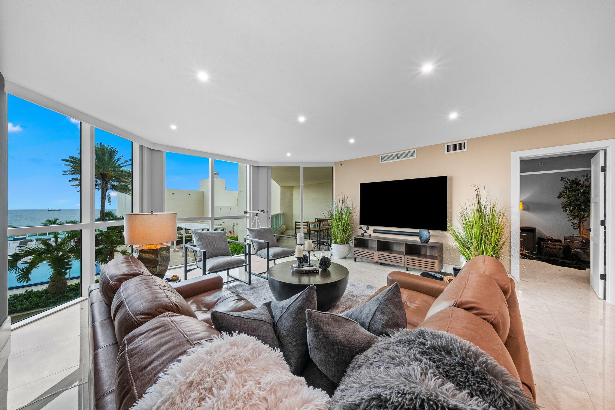101 S Fort Lauderdale Beach Boulevard Unit: 702