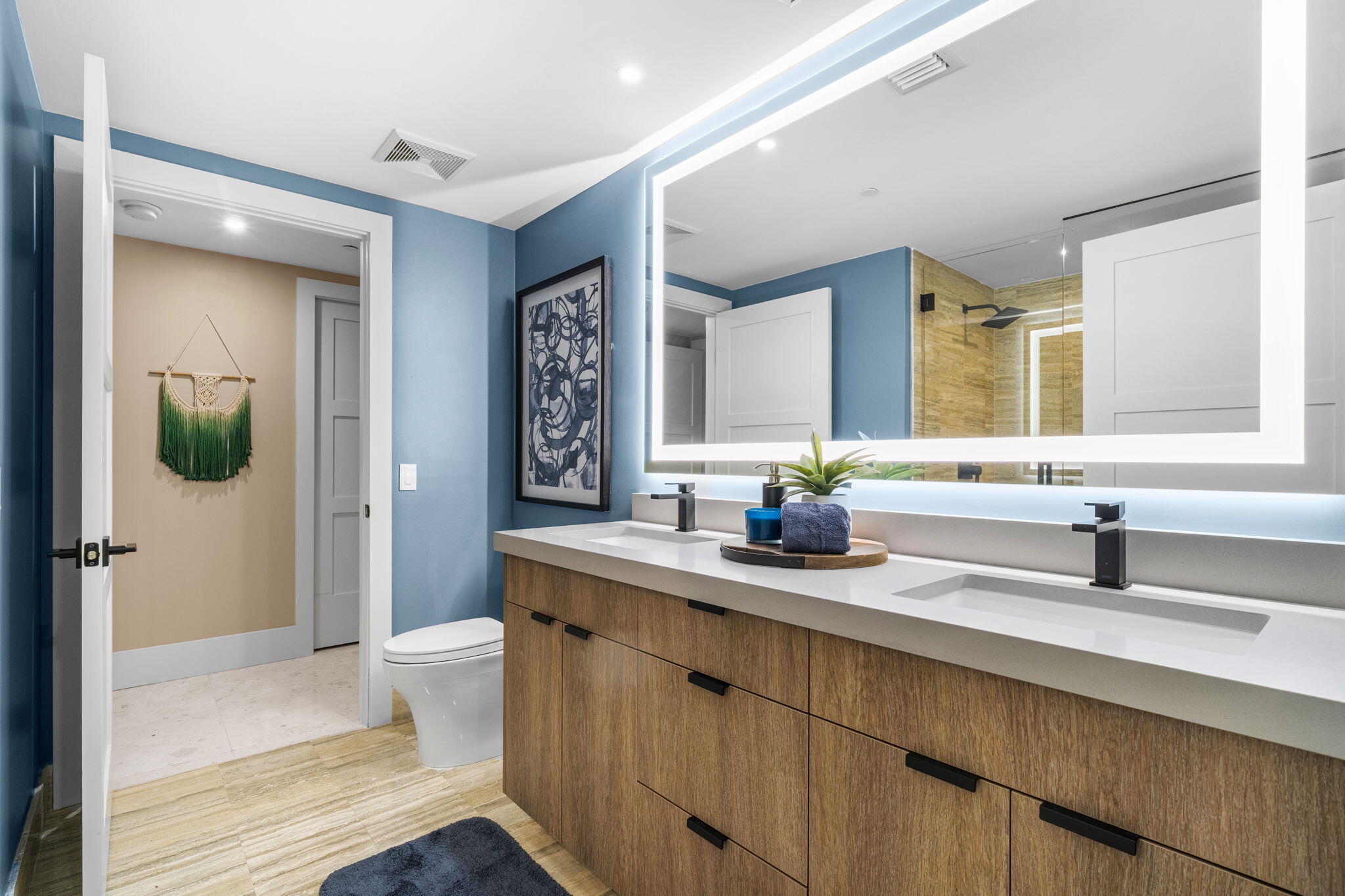 101 S Fort Lauderdale Beach Boulevard Unit: 702