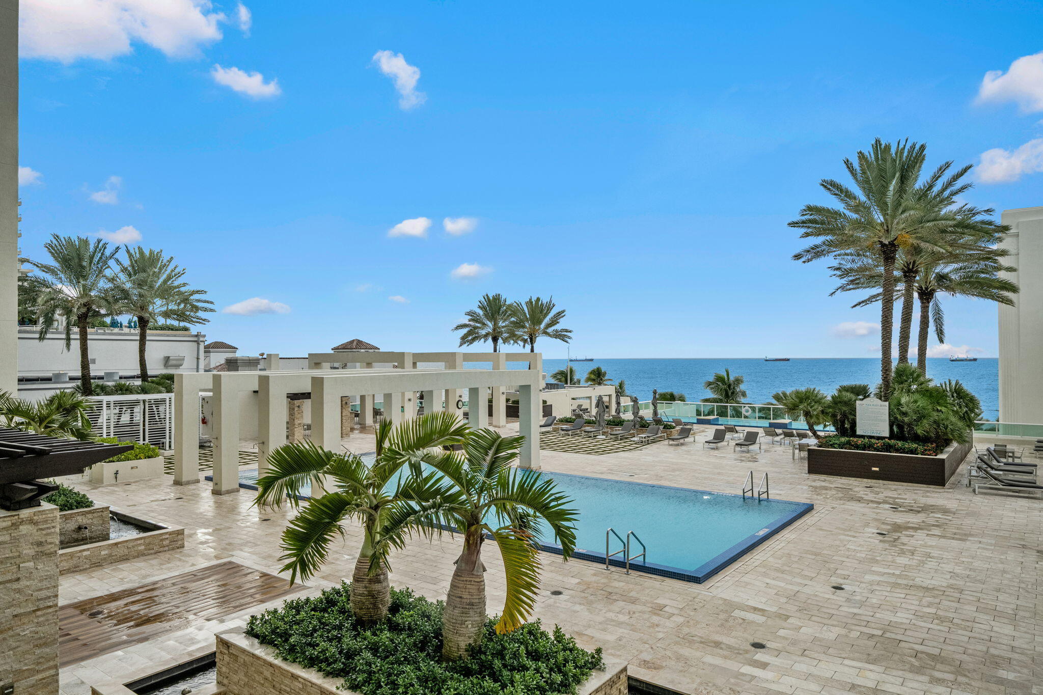 101 S Fort Lauderdale Beach Boulevard Unit: 702