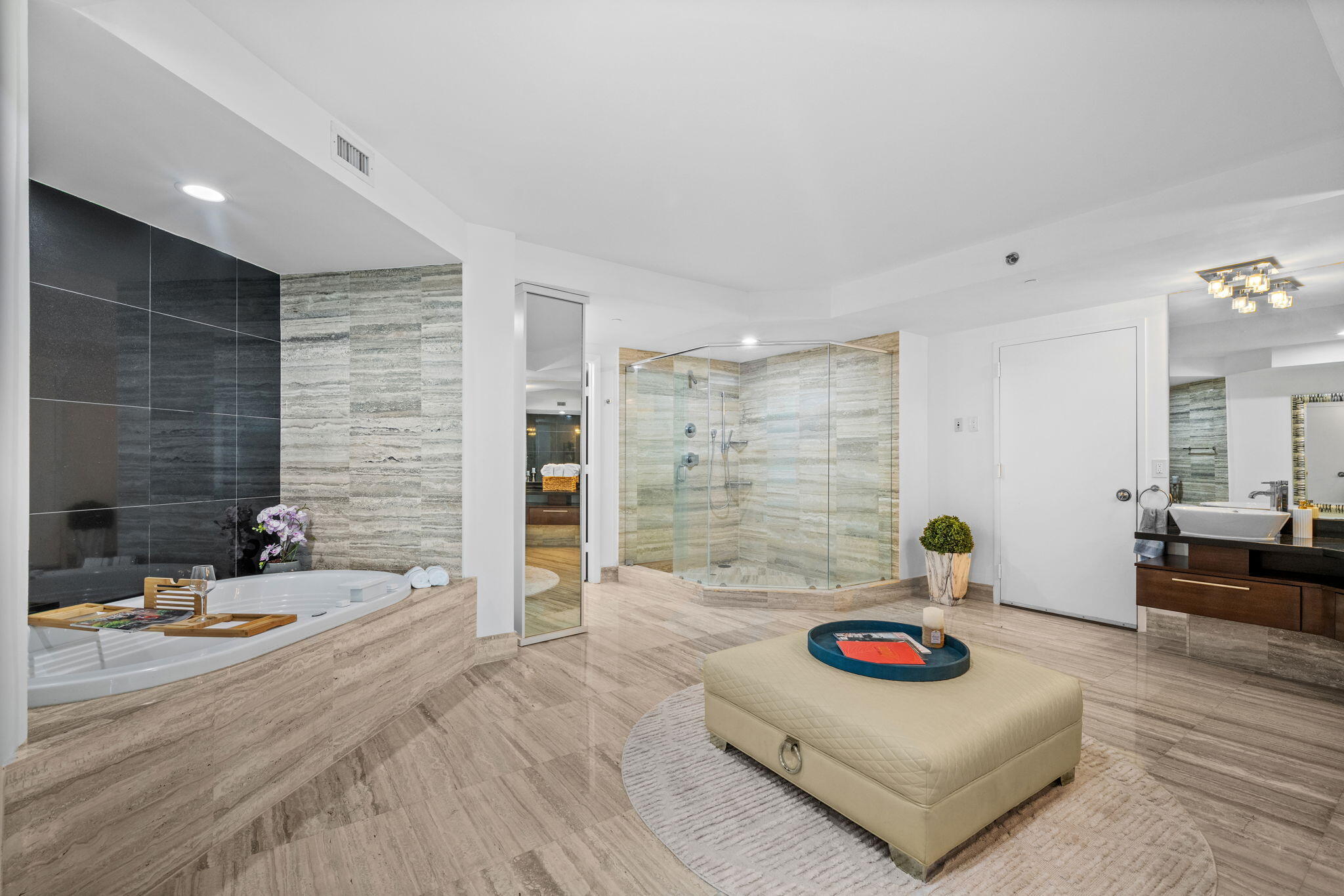 101 S FORT LAUDERDALE BEACH Boulevard Unit: 308