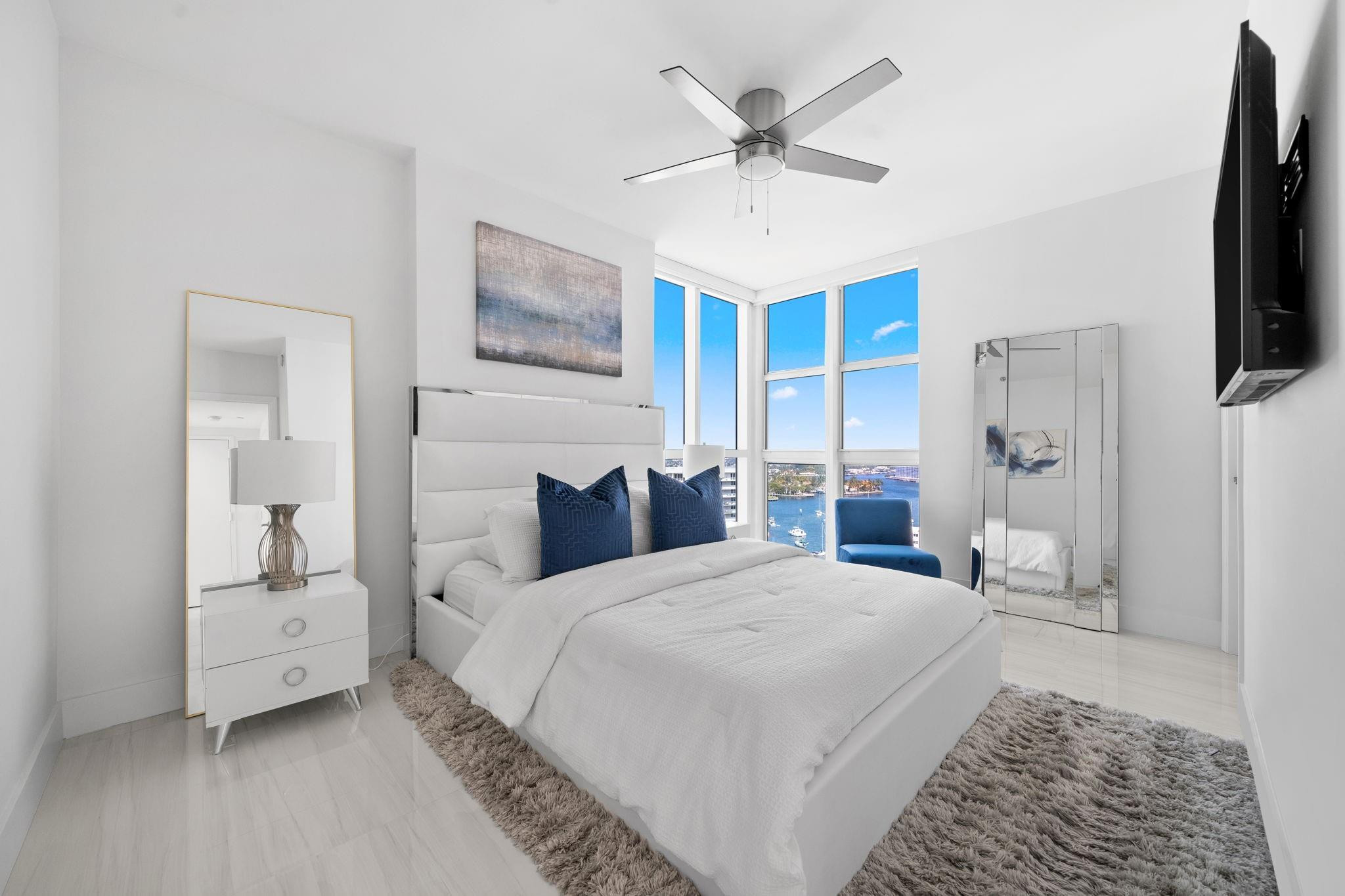 101 S Fort Lauderdale Beach Boulevard Unit: 1807