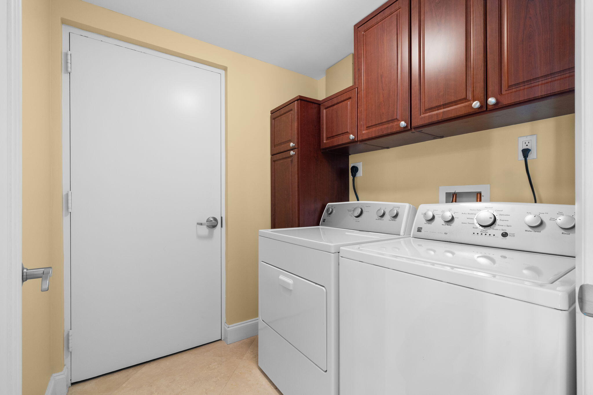 101 S FORT LAUDERDALE BEACH Boulevard Unit: 1403