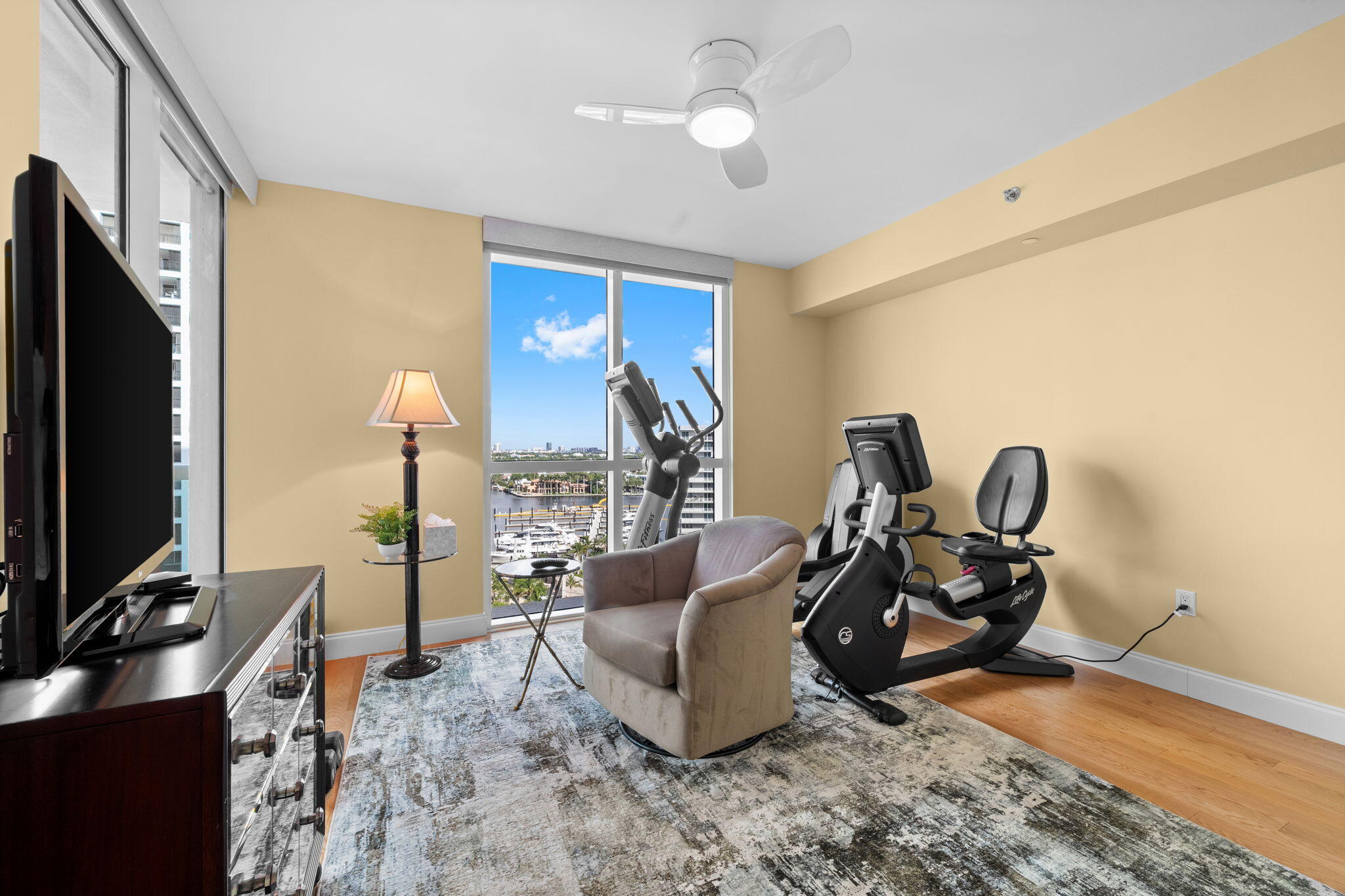101 S FORT LAUDERDALE BEACH Boulevard Unit: 1403
