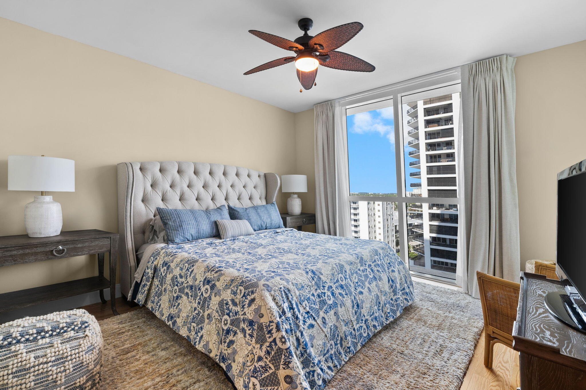 101 S FORT LAUDERDALE BEACH Boulevard Unit: 1403