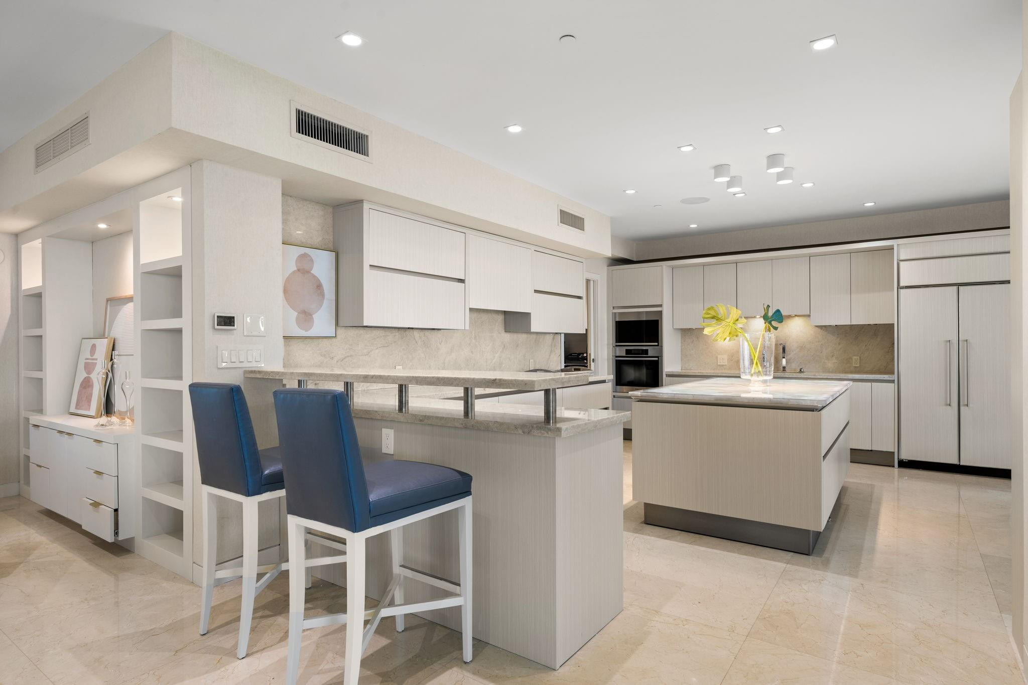 101 S Fort Lauderdale Beach Blvd: Unit 2703