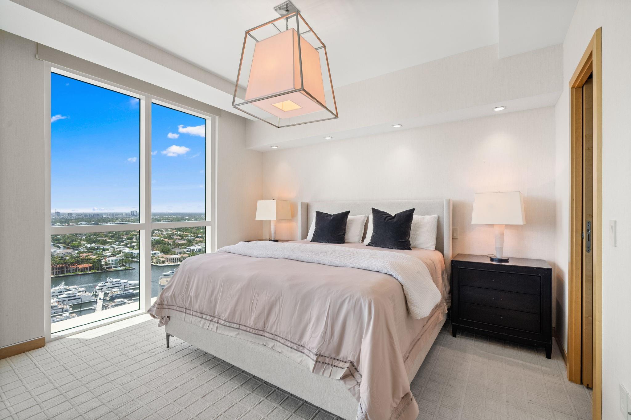 101 S Fort Lauderdale Beach Blvd Unit: 2703