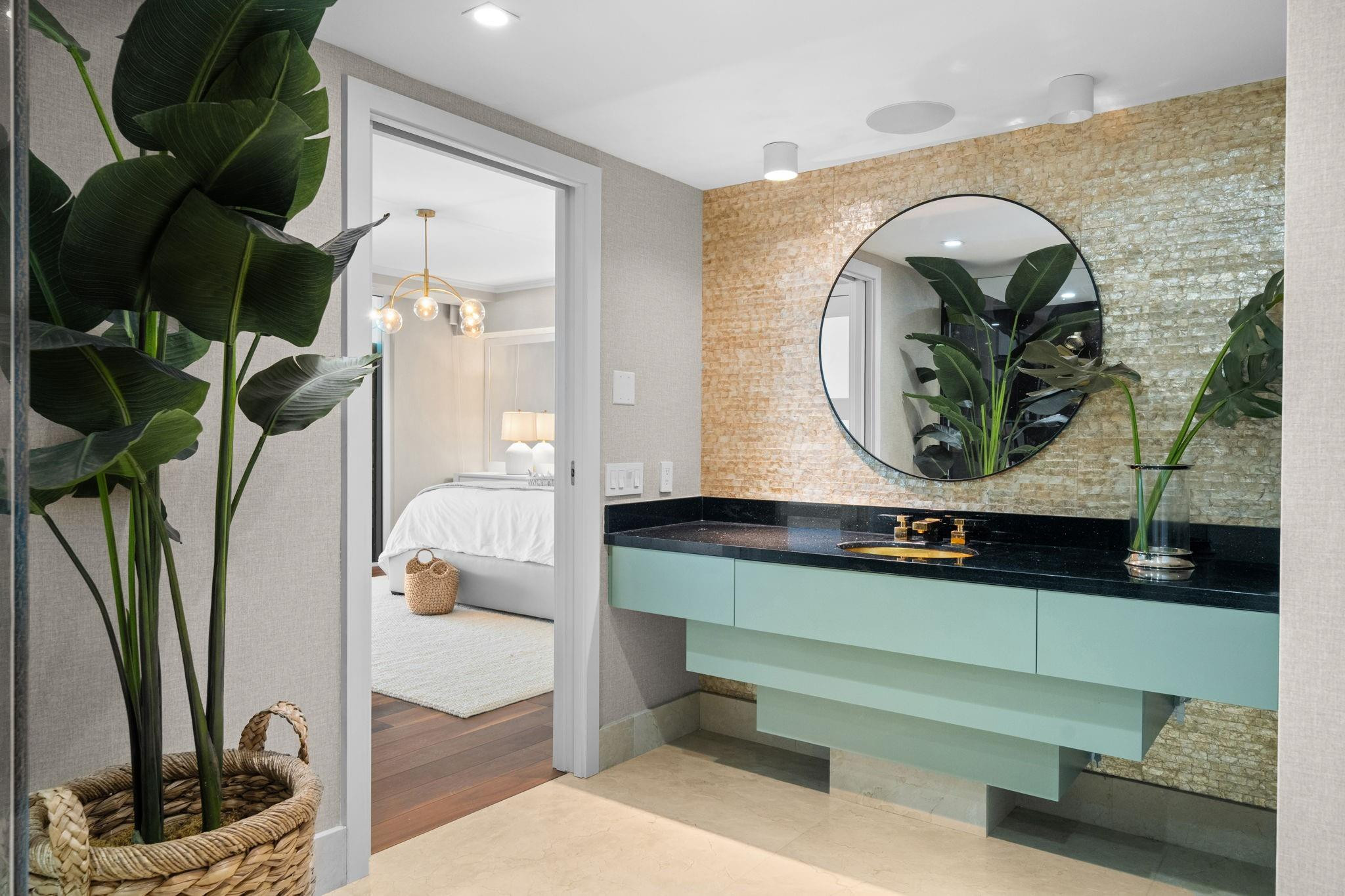 101 S Fort Lauderdale Beach Blvd: Unit 2703